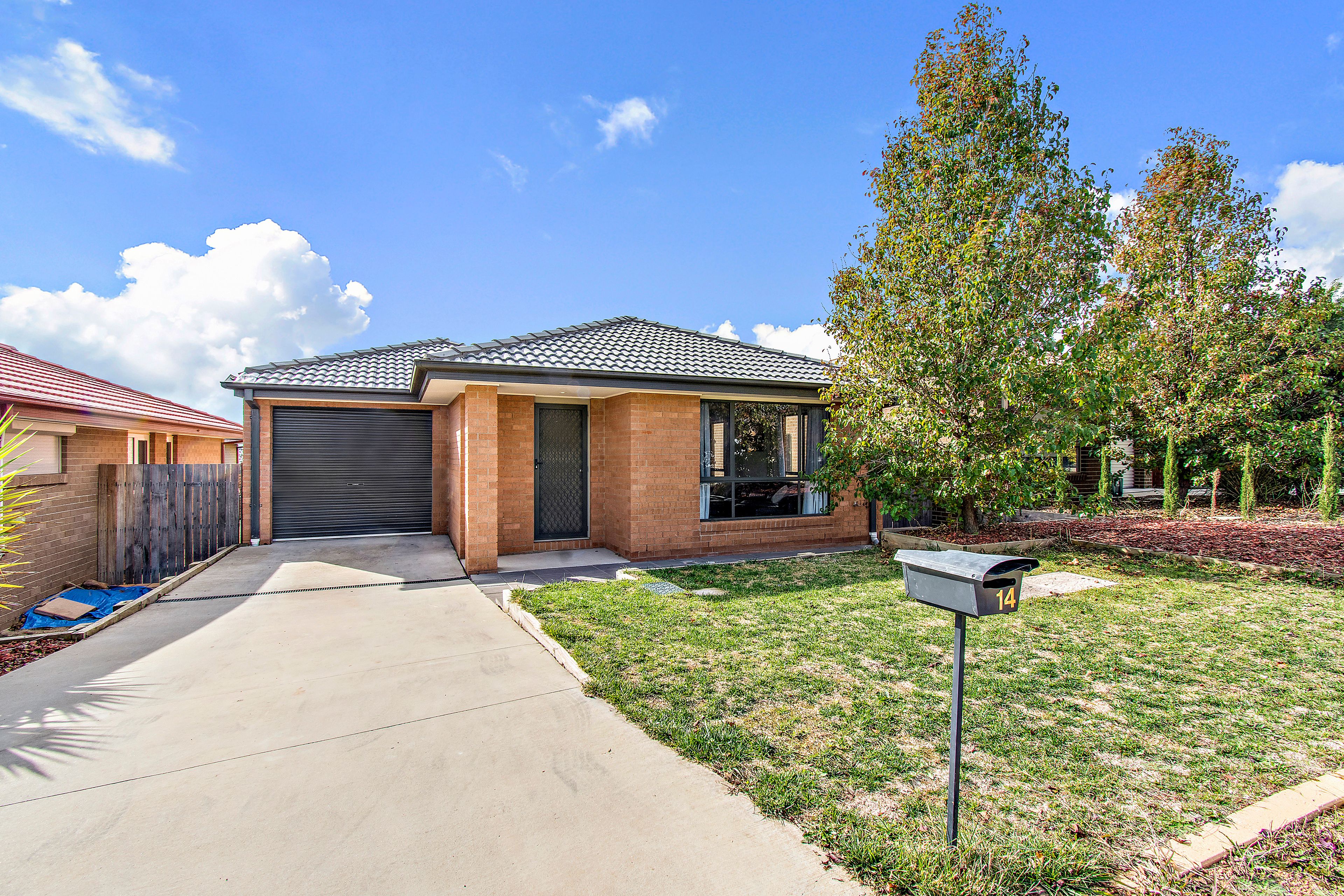 14 Audrey Cahn Street, Macgregor ACT 2615