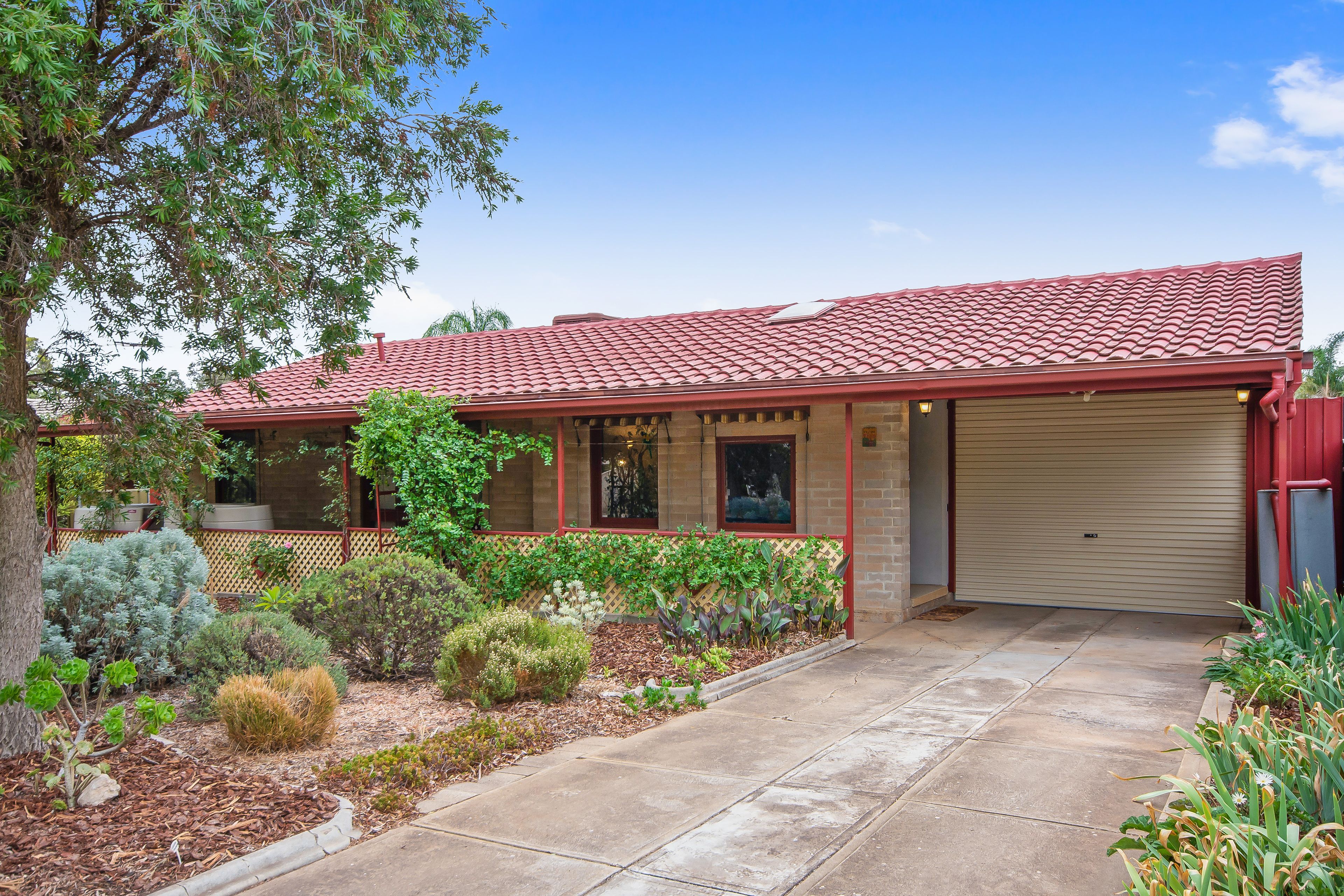 6 Lulama Crescent, Munno Para SA 5115