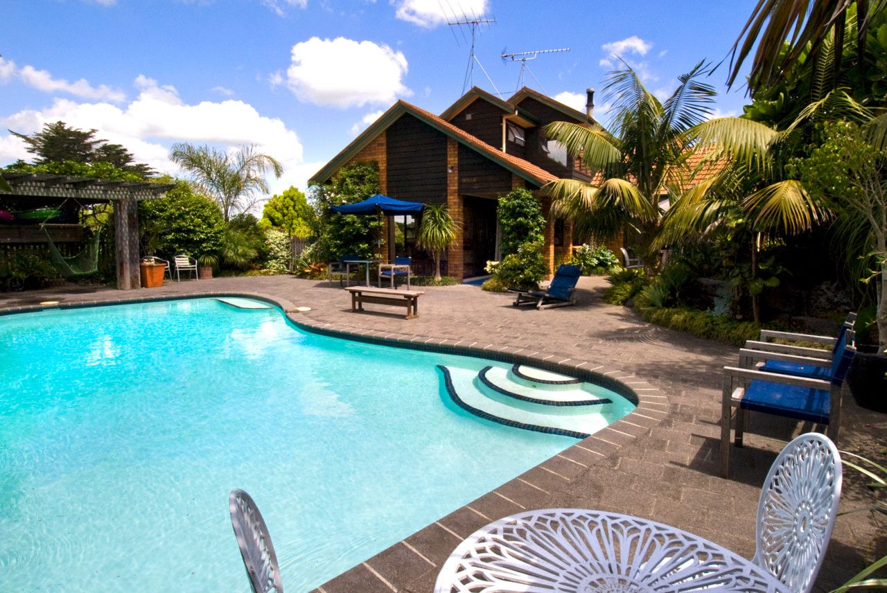 54 Beach Road, Howick, Manukau City