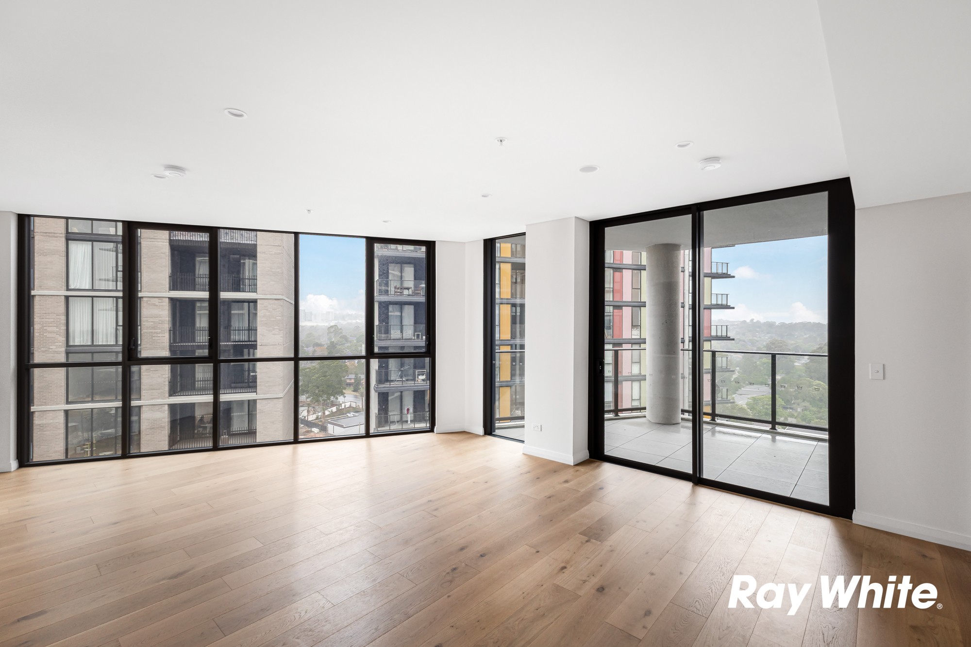 1305/13 De Clambe Drive, Castle Hill, NSW 2154