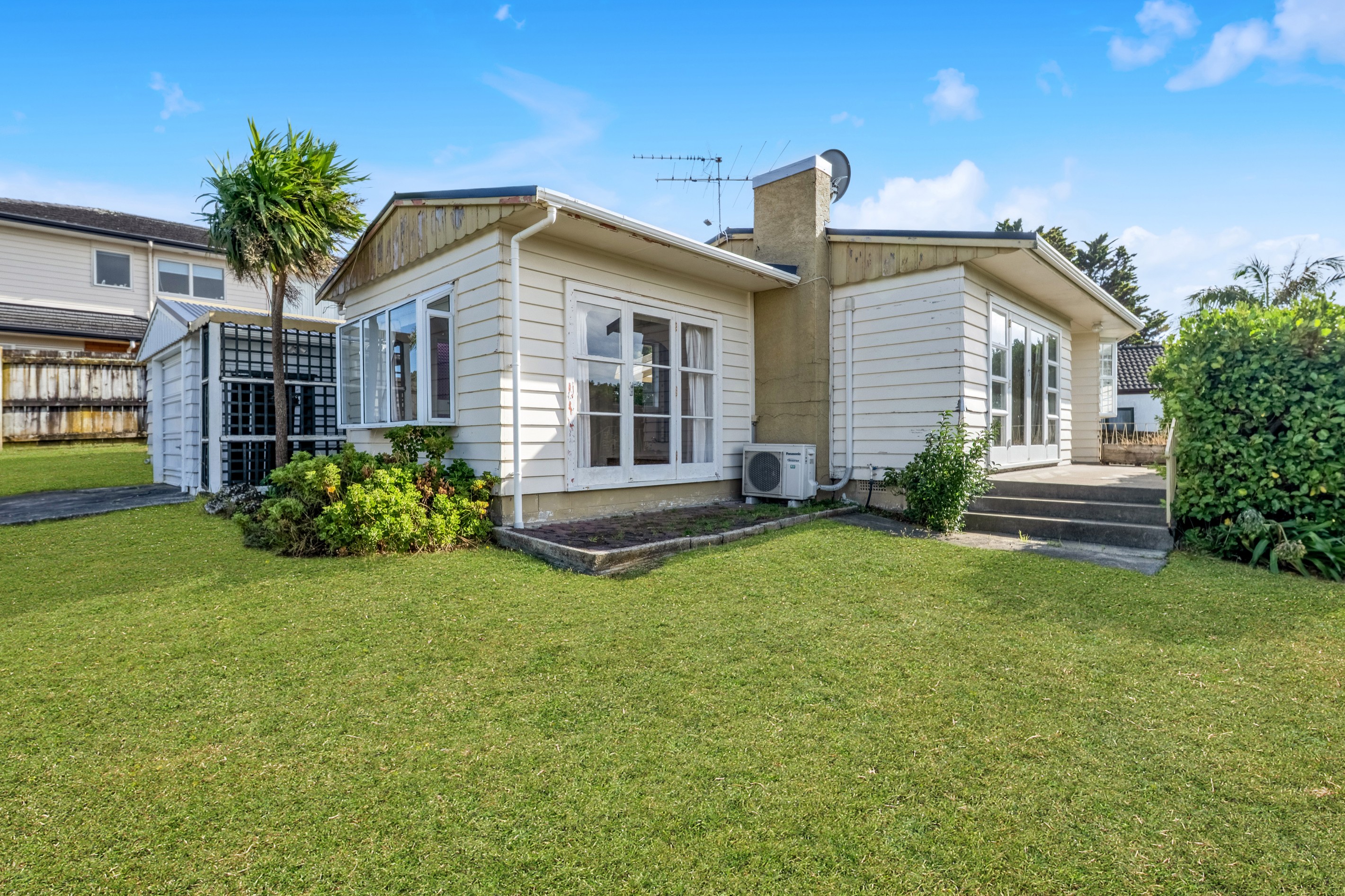 34 Andrew Road, Howick, Manukau City