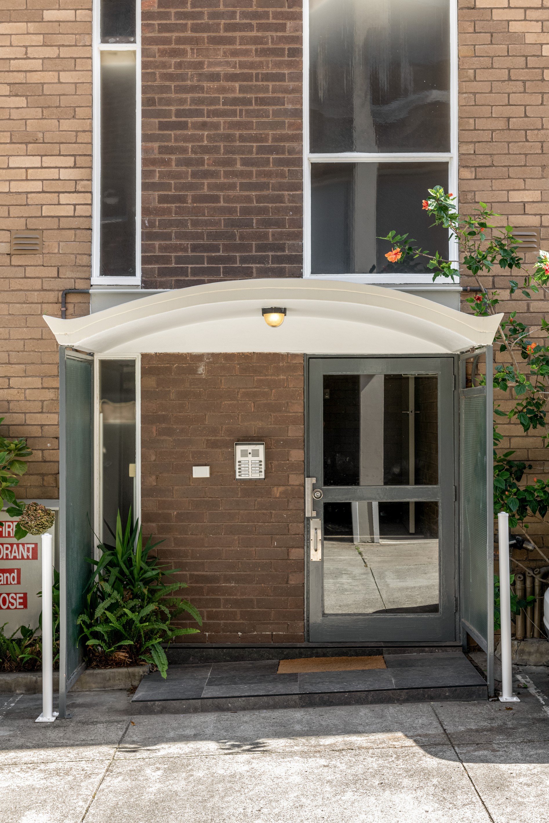 1/158 Toorak Road West, South Yarra, VIC 3141