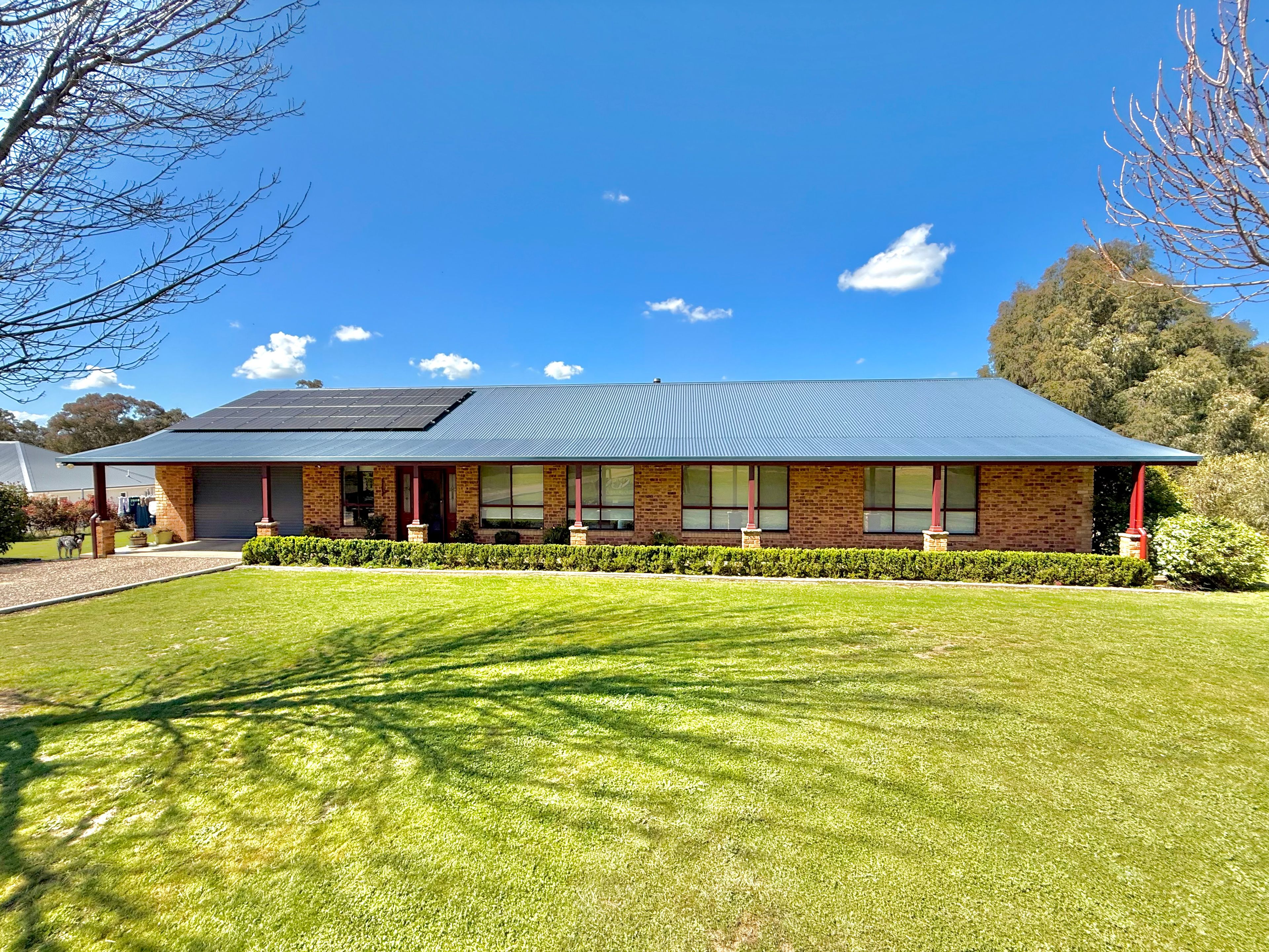 20 Petticoat Lane, Young, NSW 2594