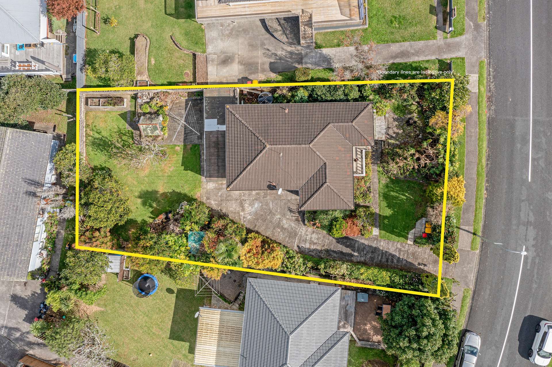 63 Advene Road photo 22