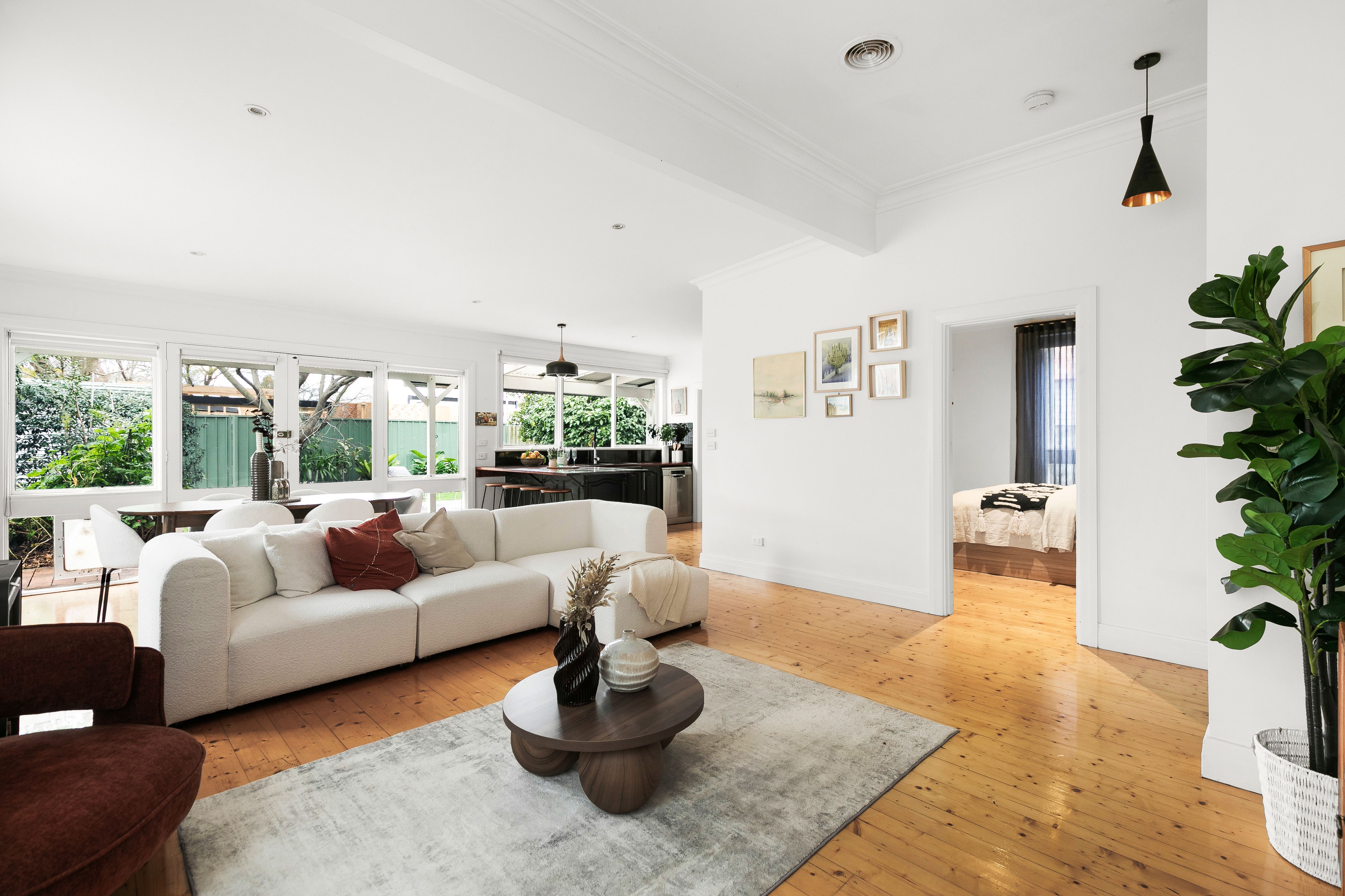 13 Hardwick Street — photo 6 of 18