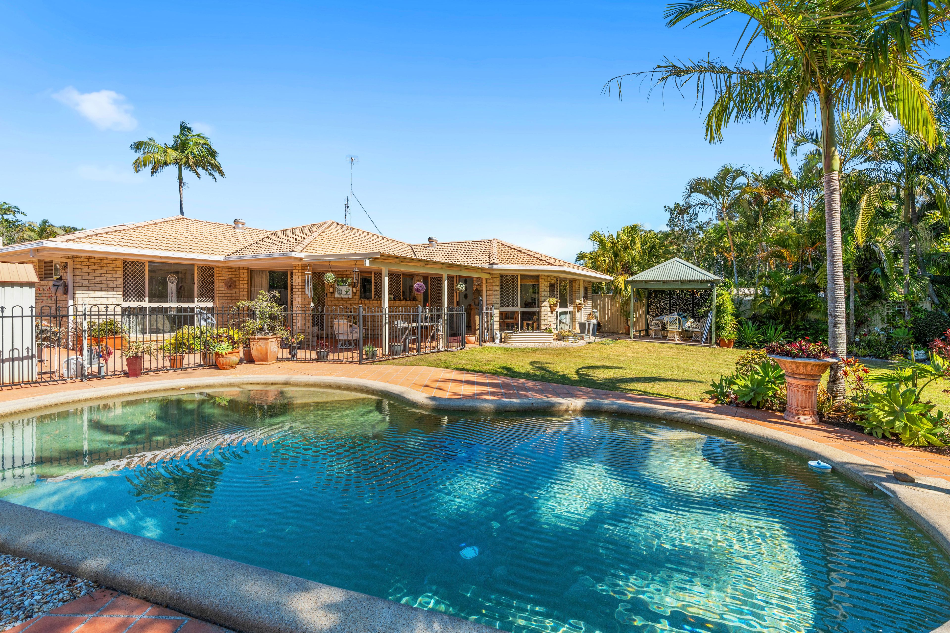 194 Mildura Drive, Helensvale, QLD 4212