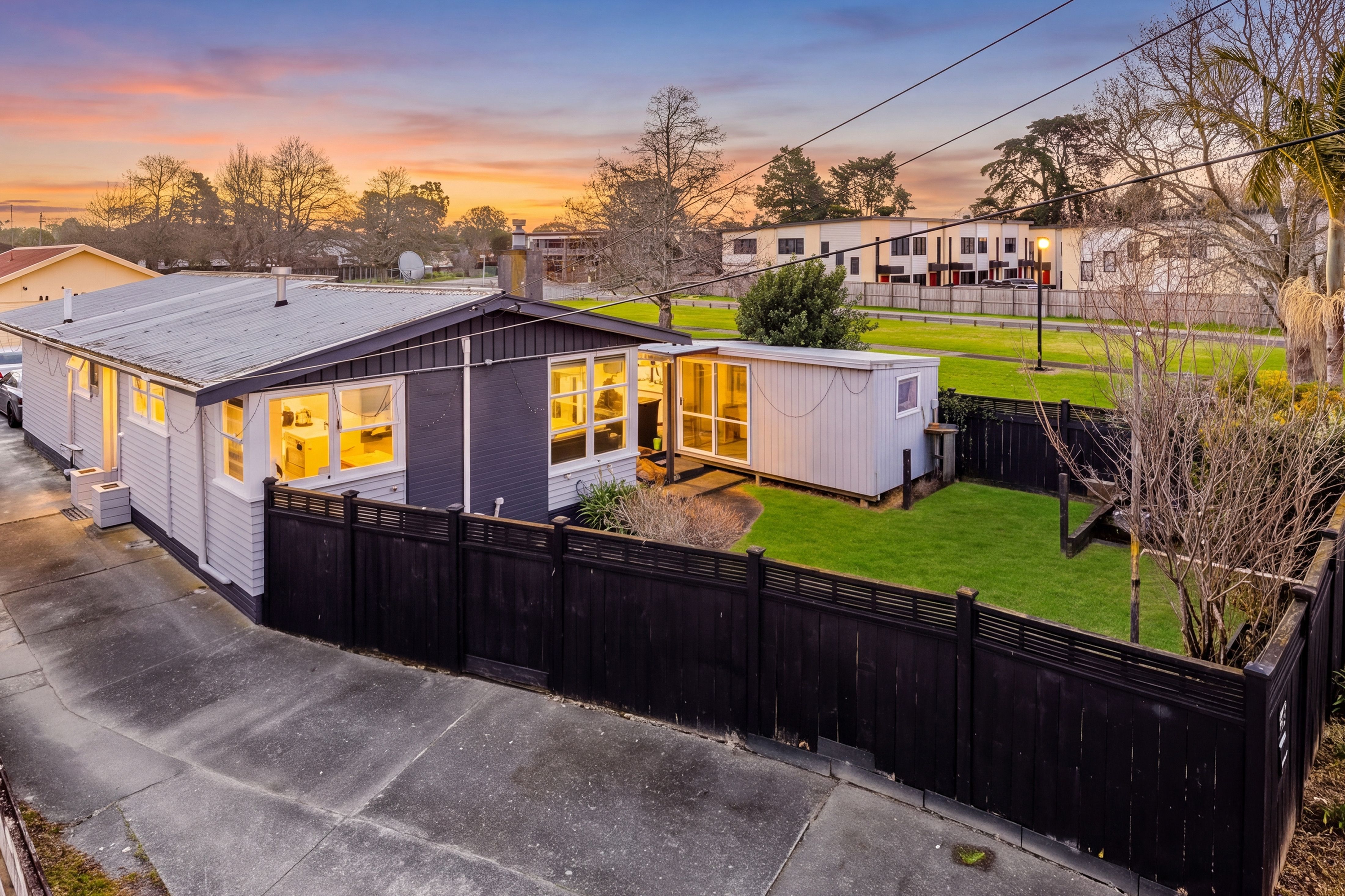 1/61 Hillside Road, Papatoetoe, Manukau City