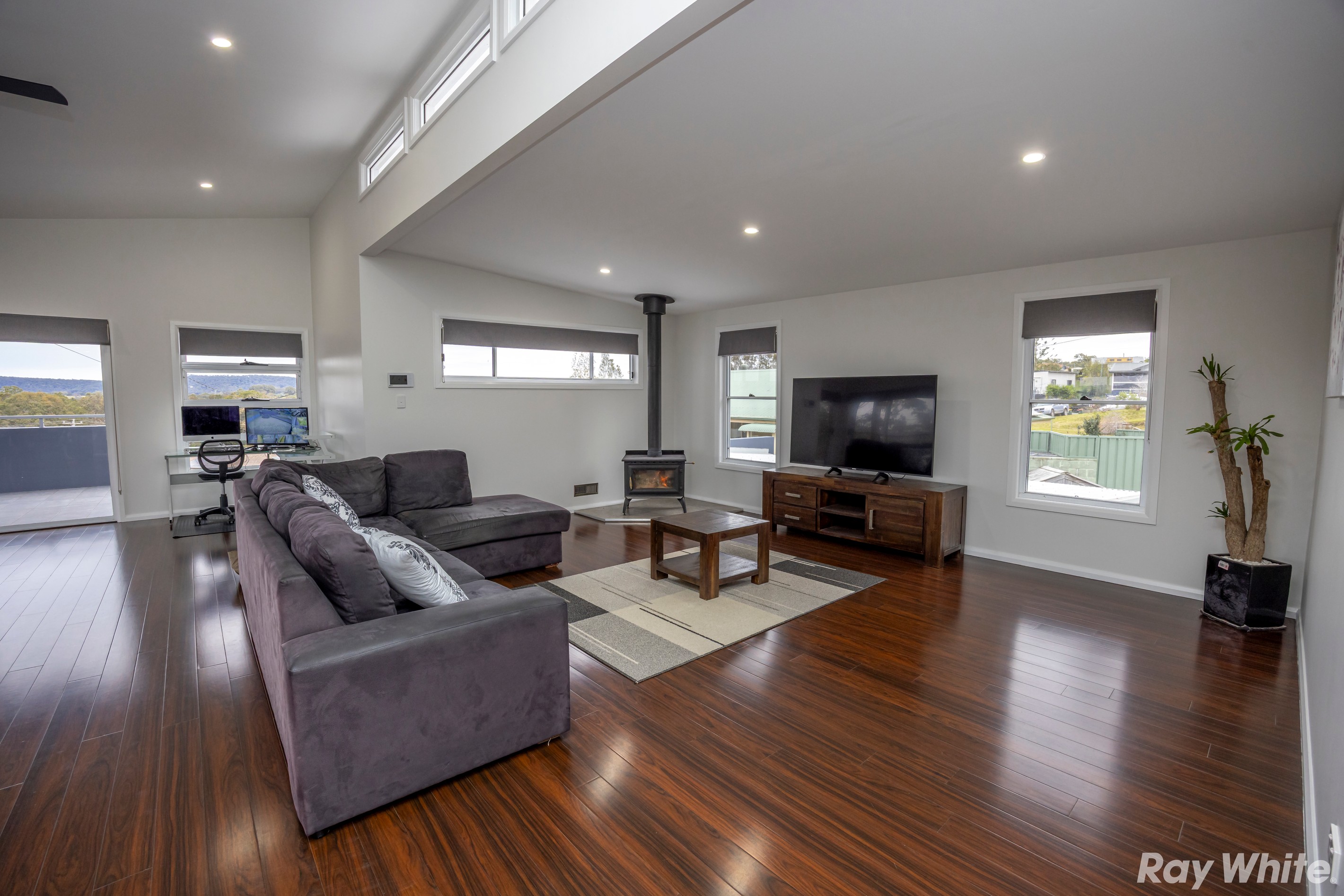 6 Barcoo Place, Coomba Park, NSW 2428