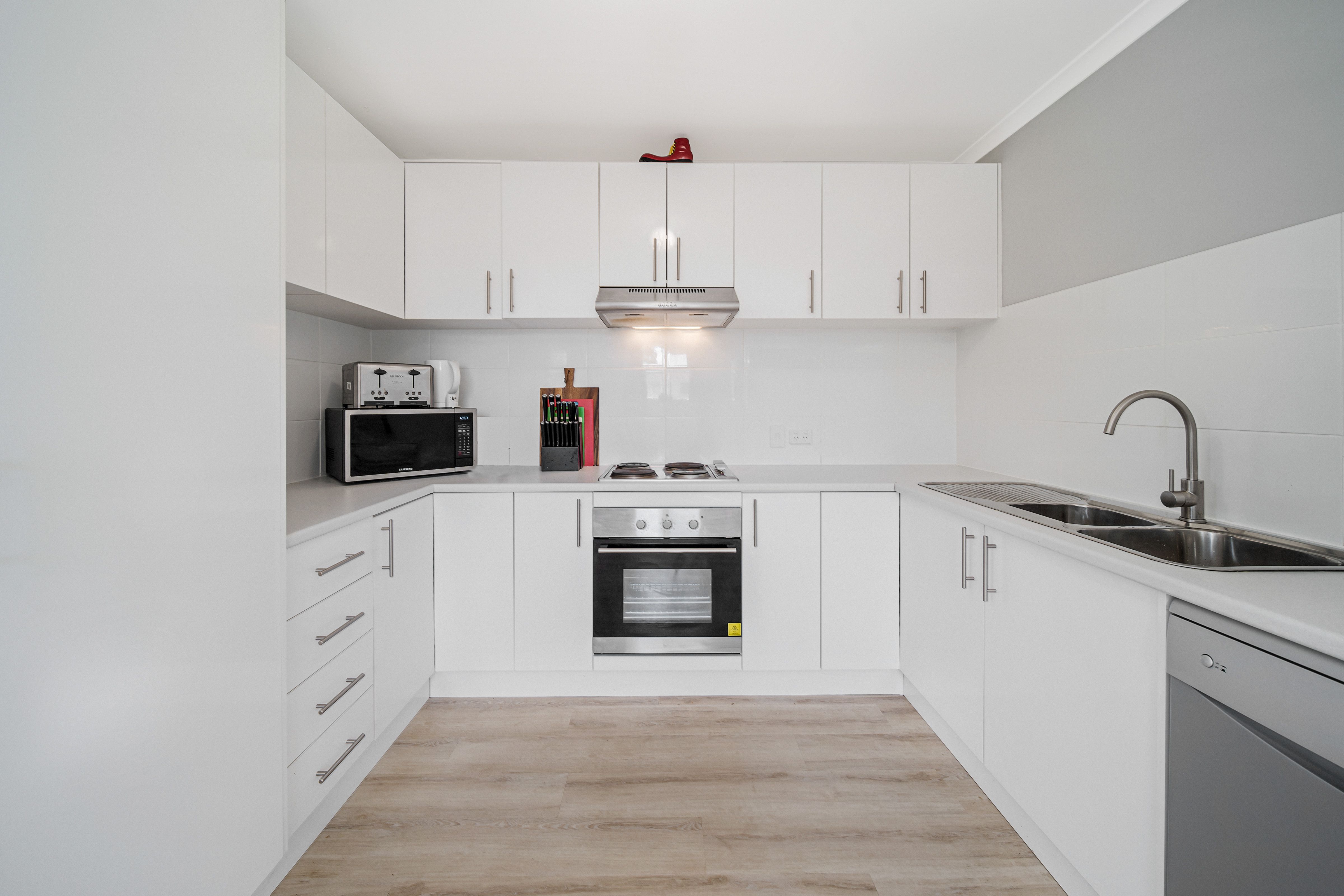 12 Oakland Avenue, Woodridge QLD 4114