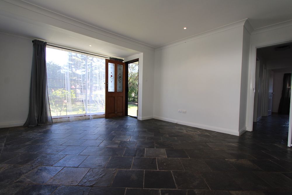 68 Carrington Circuit, Leumeah, NSW 2560