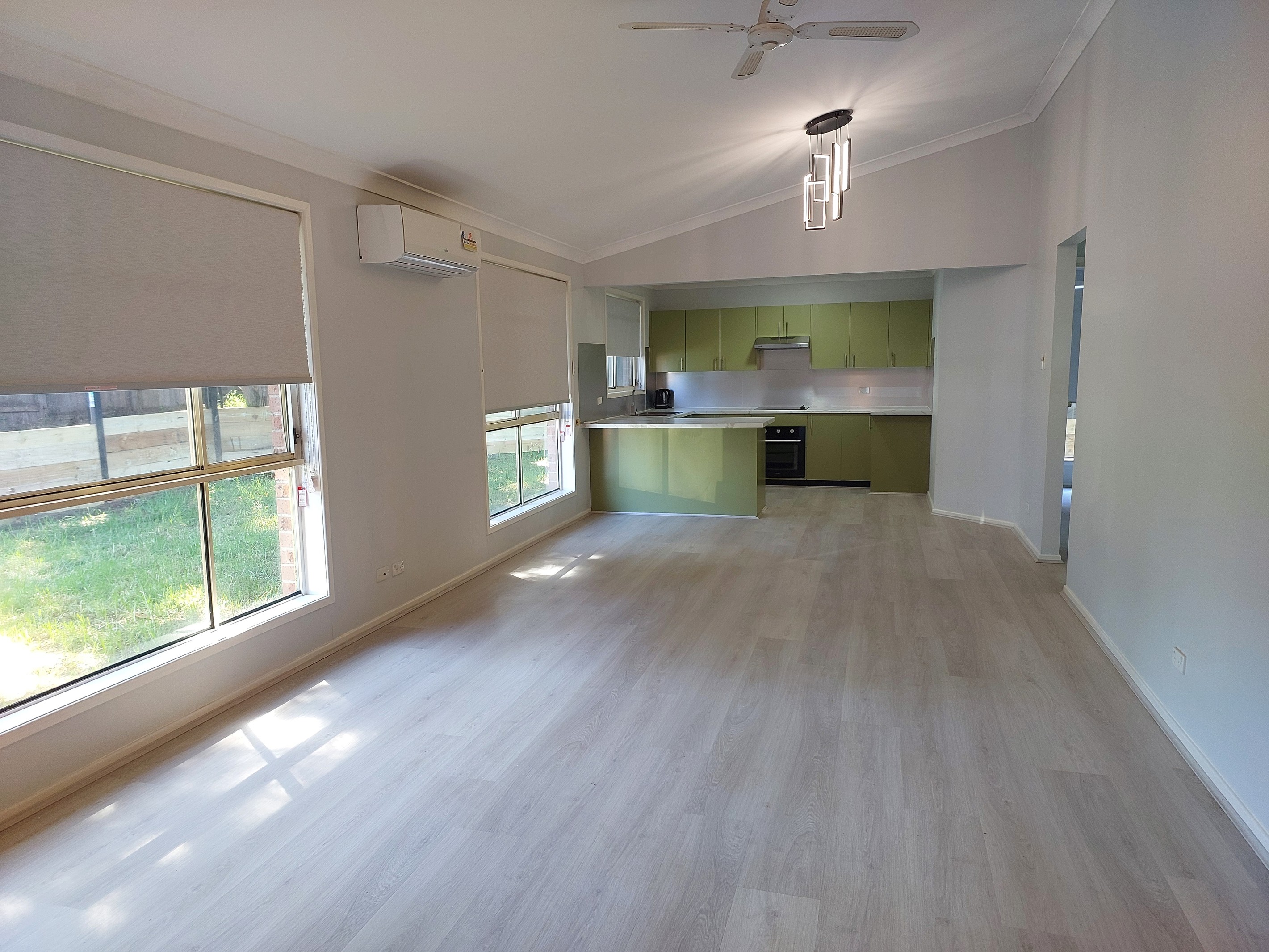 112 Remembrance Drive, Tahmoor, NSW 2573