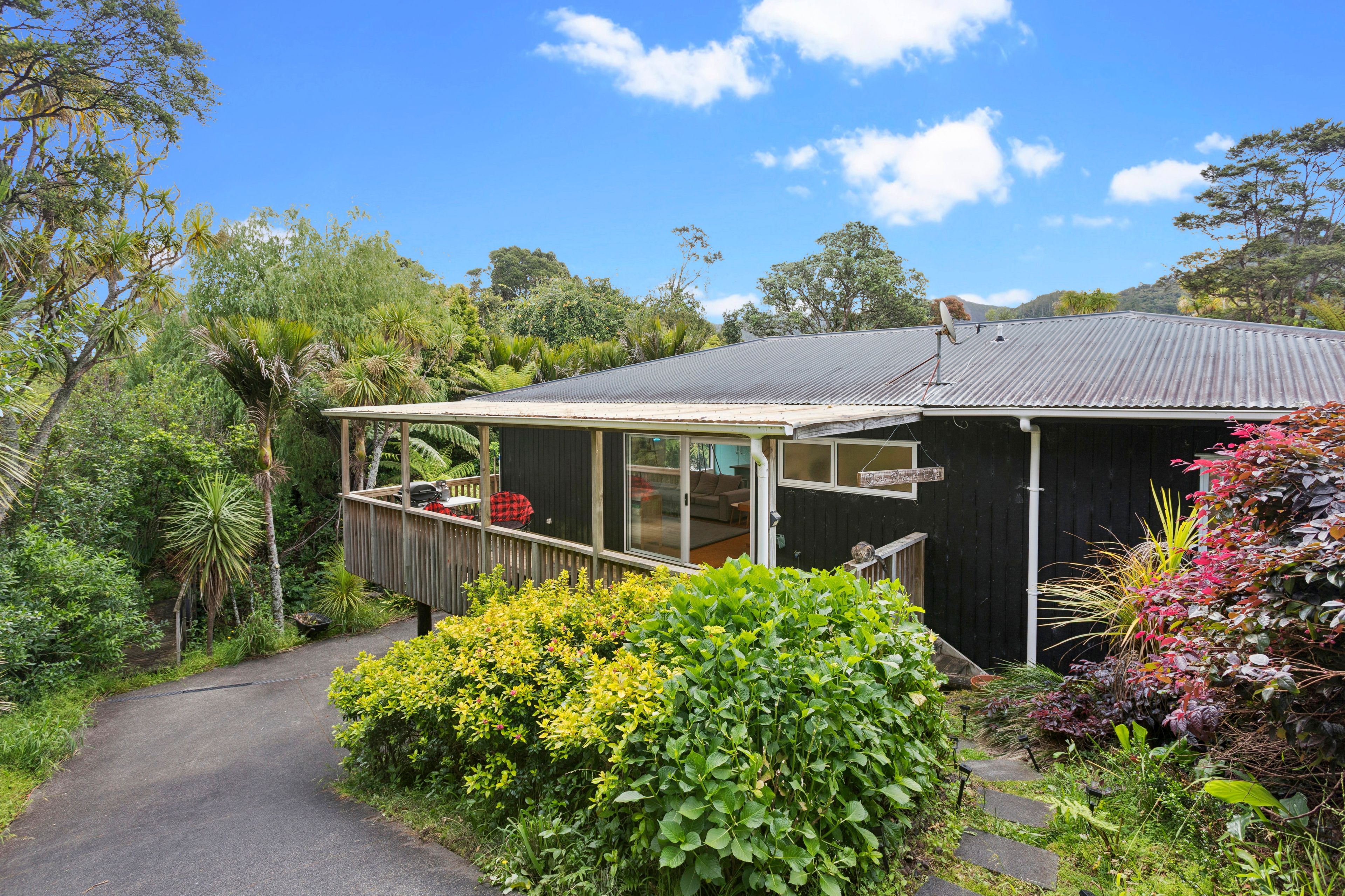 37 Upland Road, Huia, Waitakere City 0604 - Sold House - Ray White ...