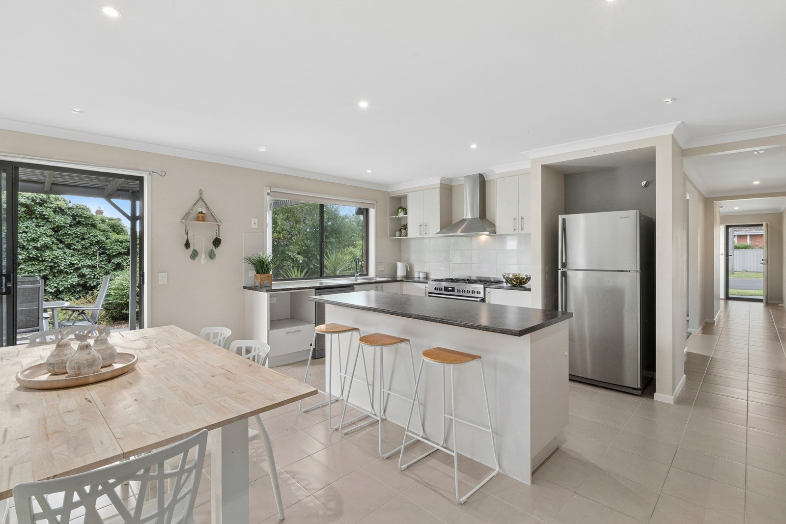 39 Sinclair Street, Colac, VIC 3250