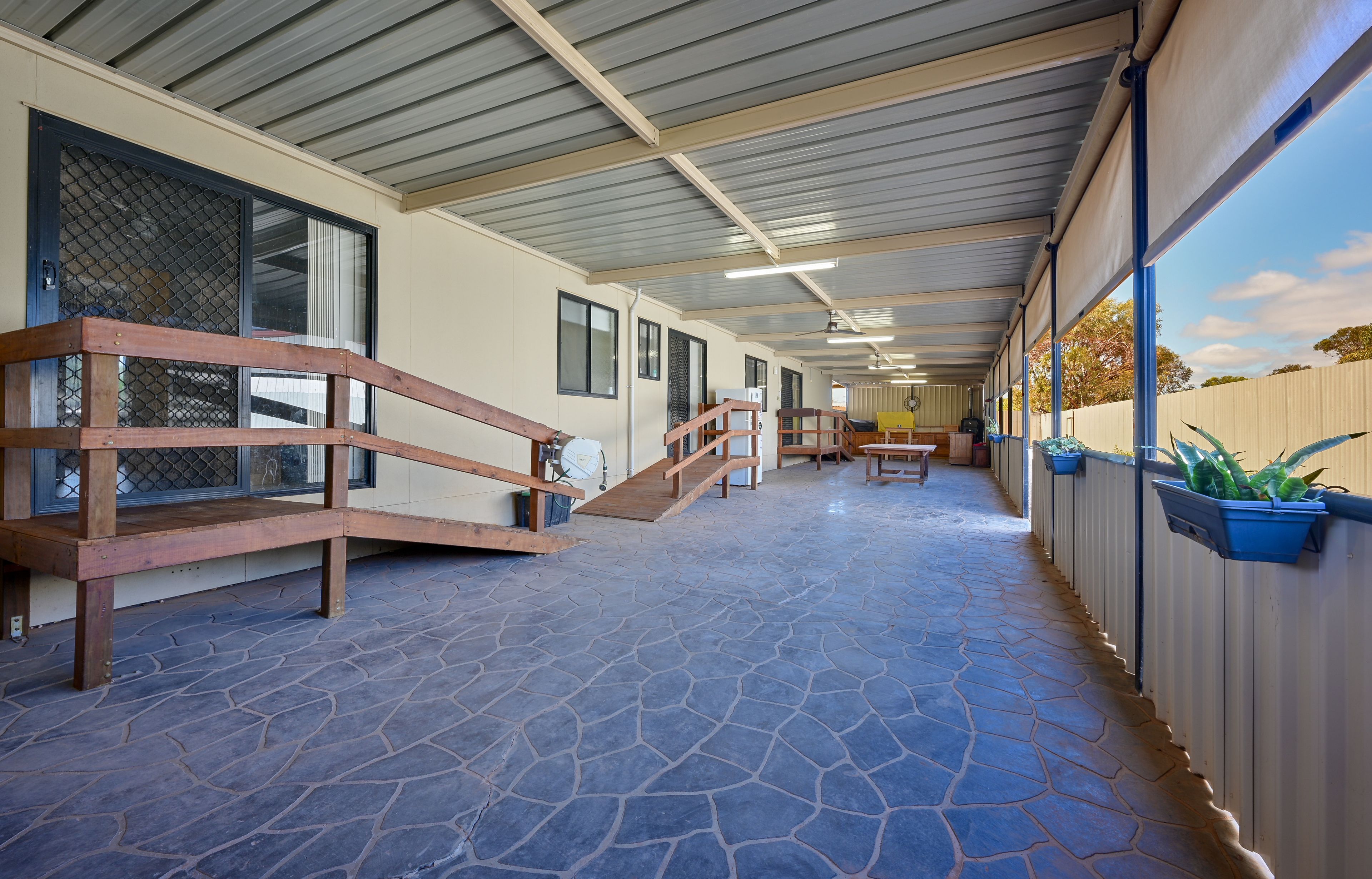 28 Drysdale Street — photo 16 of 21