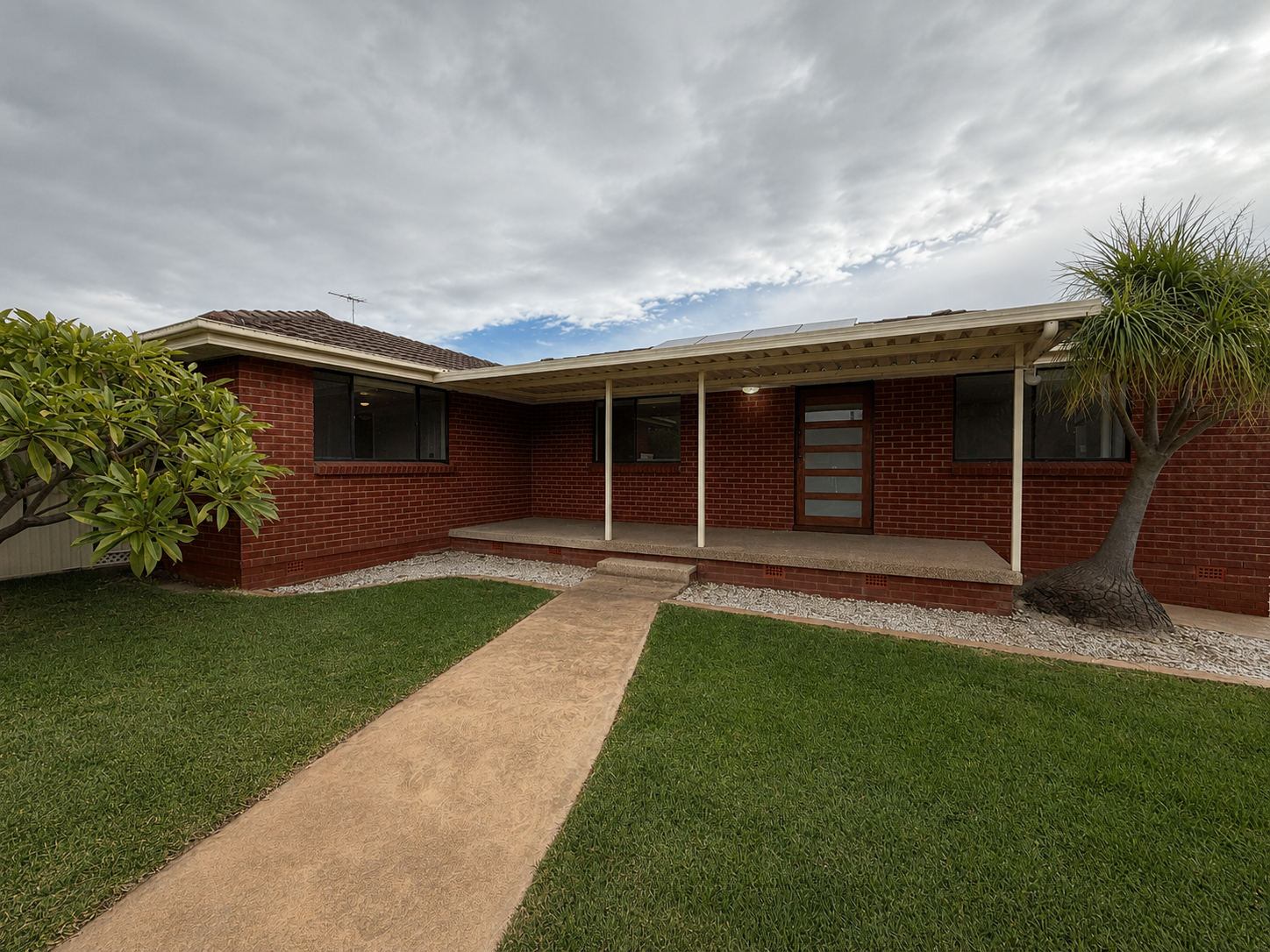 14 Besley Street, Cambridge Park, NSW