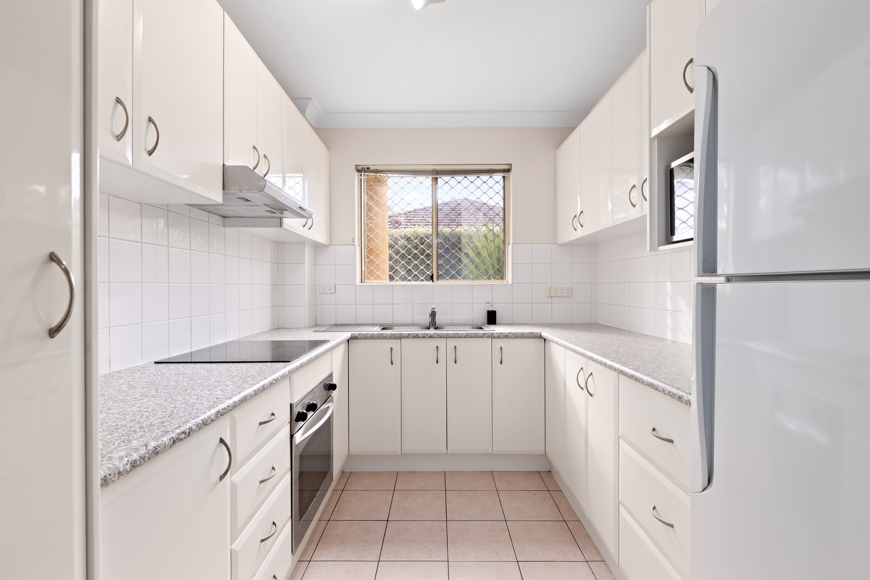 1/94-100 Linden Street, Sutherland, NSW 2232