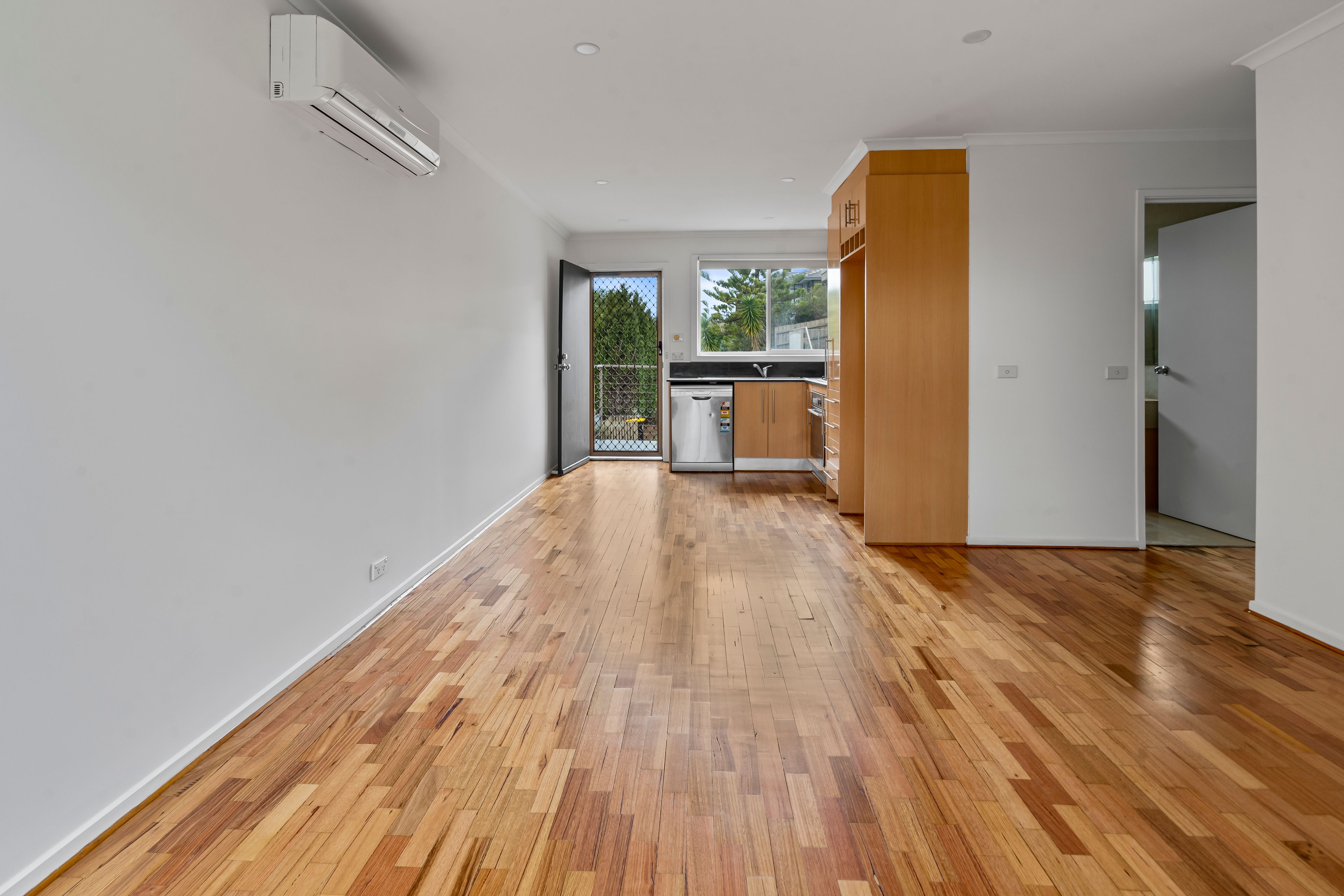 38 Ridgeway Avenue, Glenroy, VIC 3046