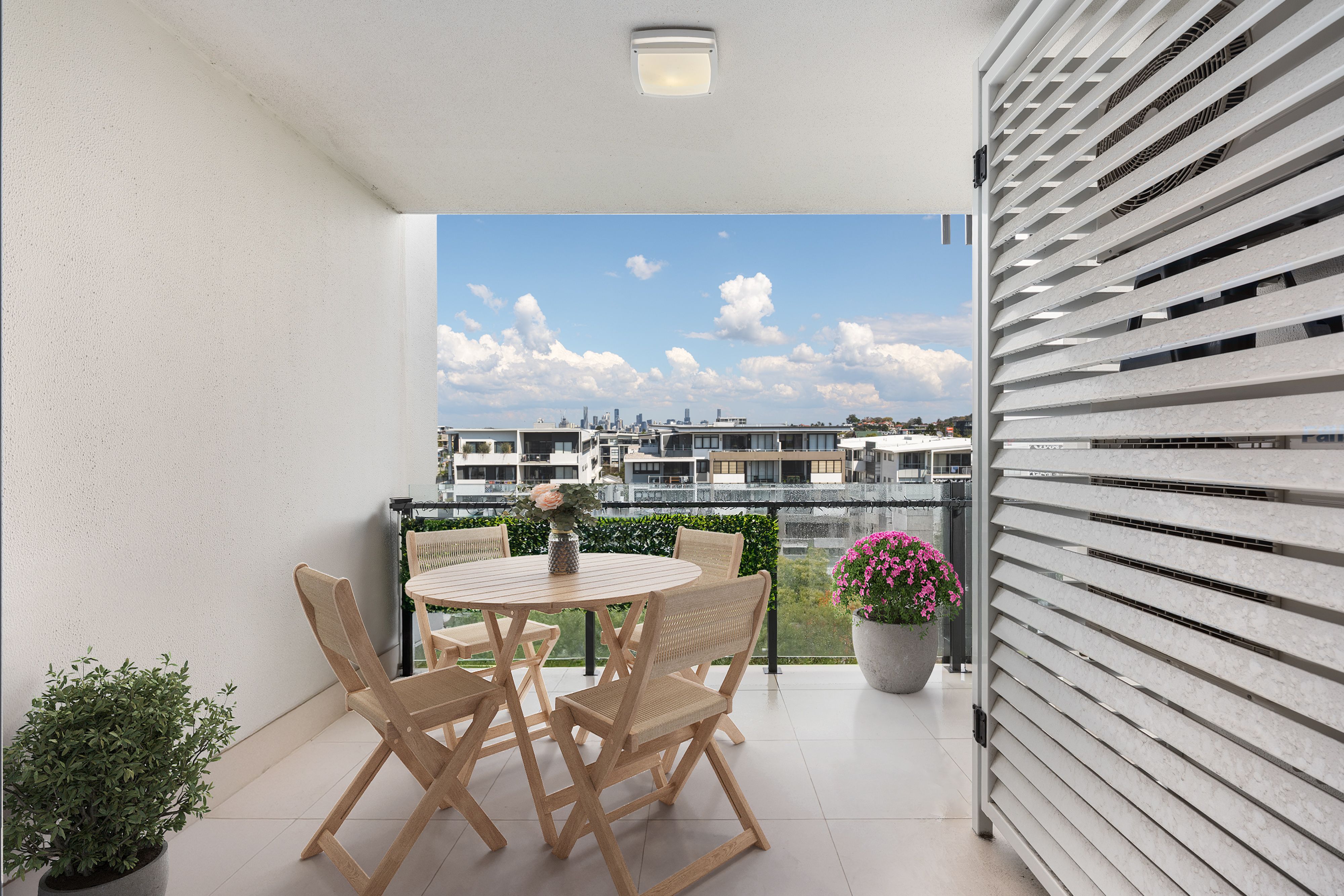 502/13-15 Isedale Street, Wooloowin, QLD 4030