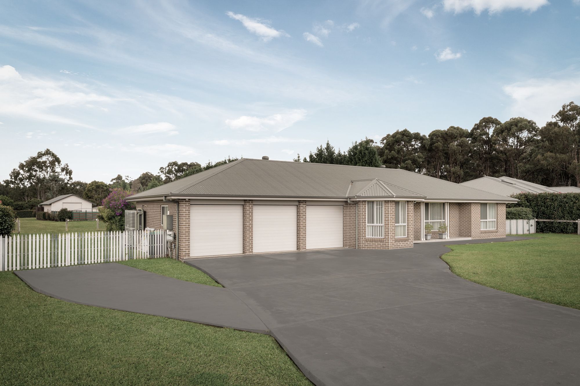 53 Twin Creeks Drive — photo from Ray White United Group