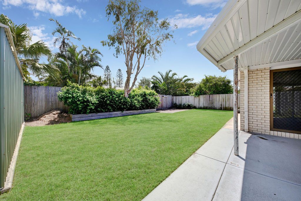 84 Oceanic Drive, Warana, QLD 4575