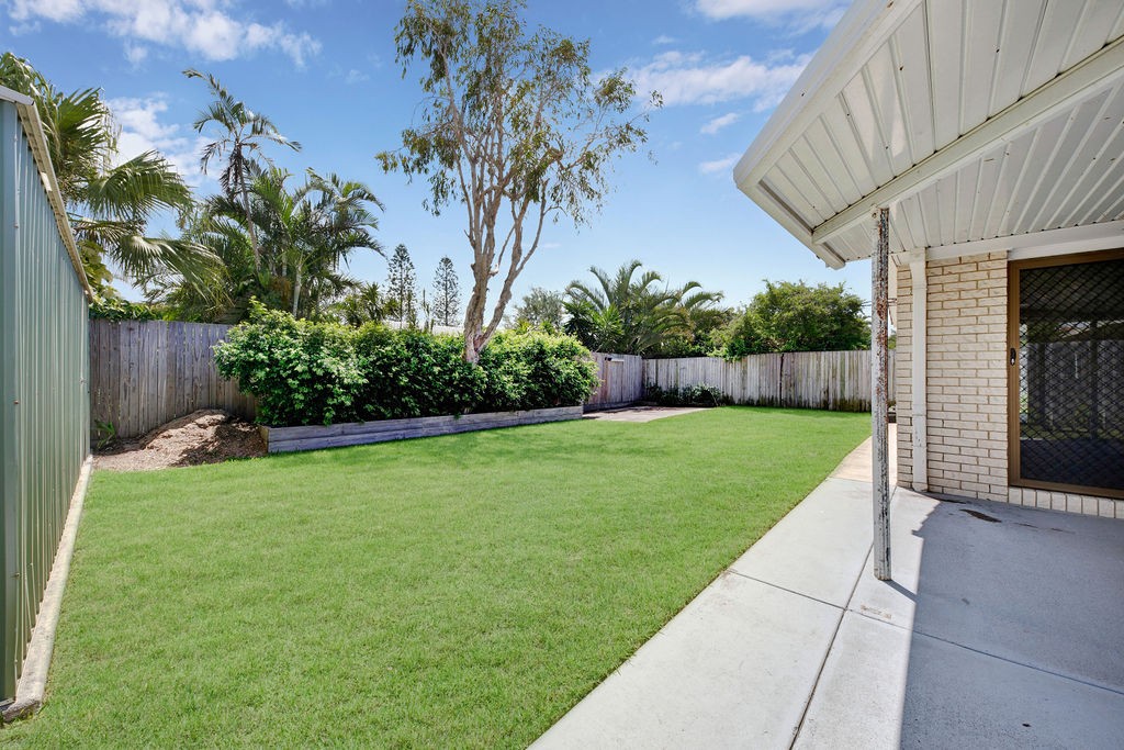84 Oceanic Drive, Warana, QLD 4575