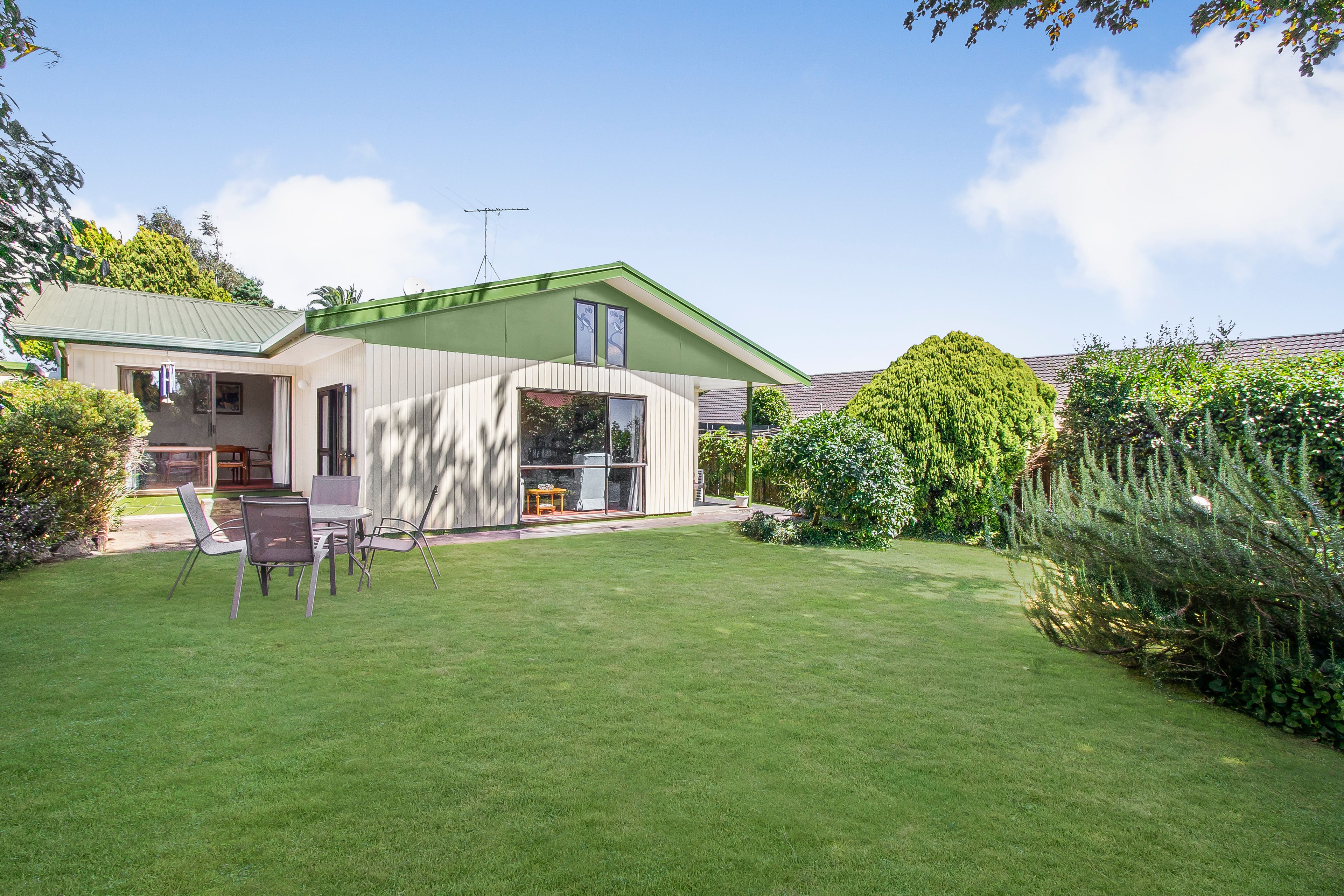 55 Walter Strevens Drive, Conifer Grove, Manukau City