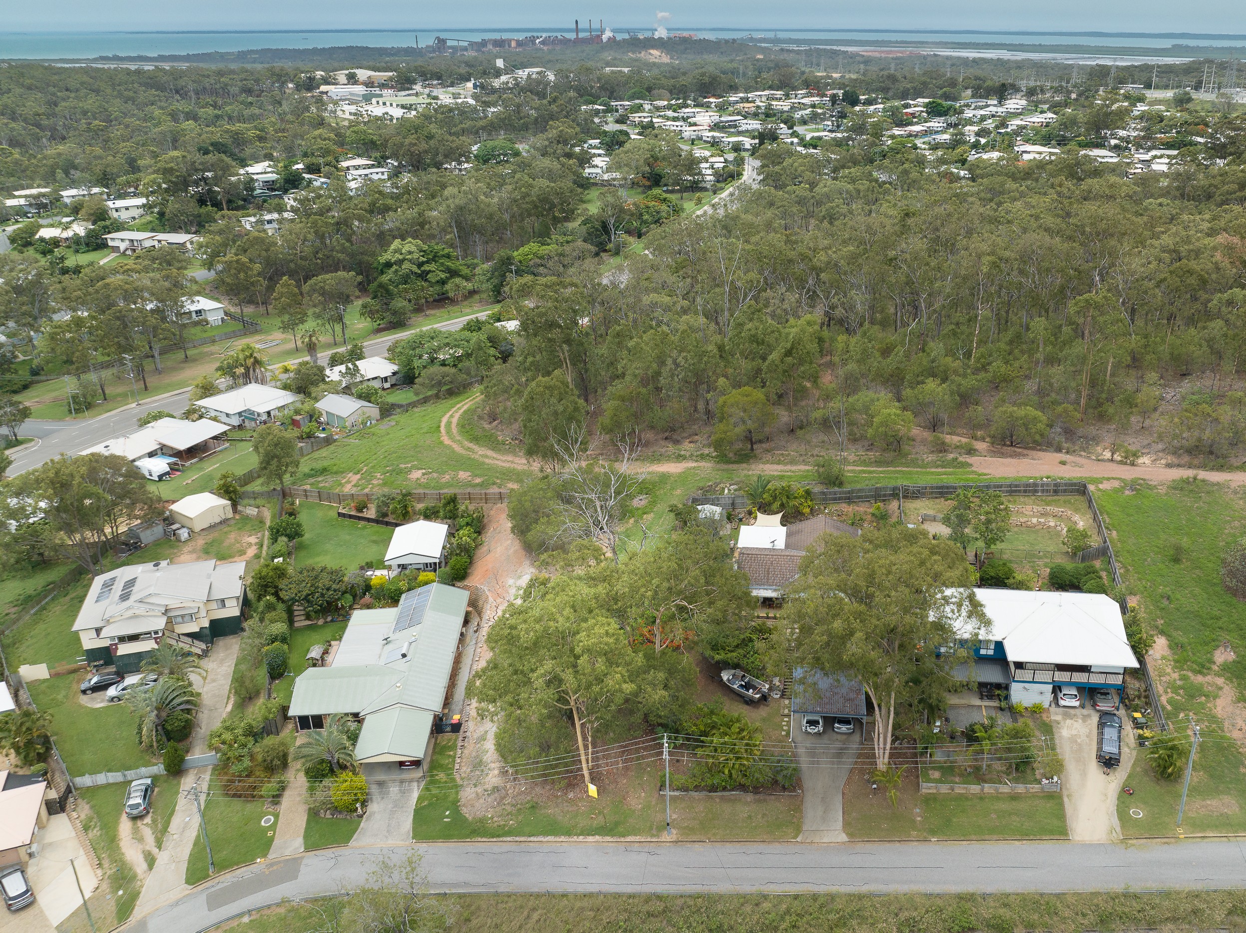 15 Flounder Crescent, Toolooa, QLD 4680