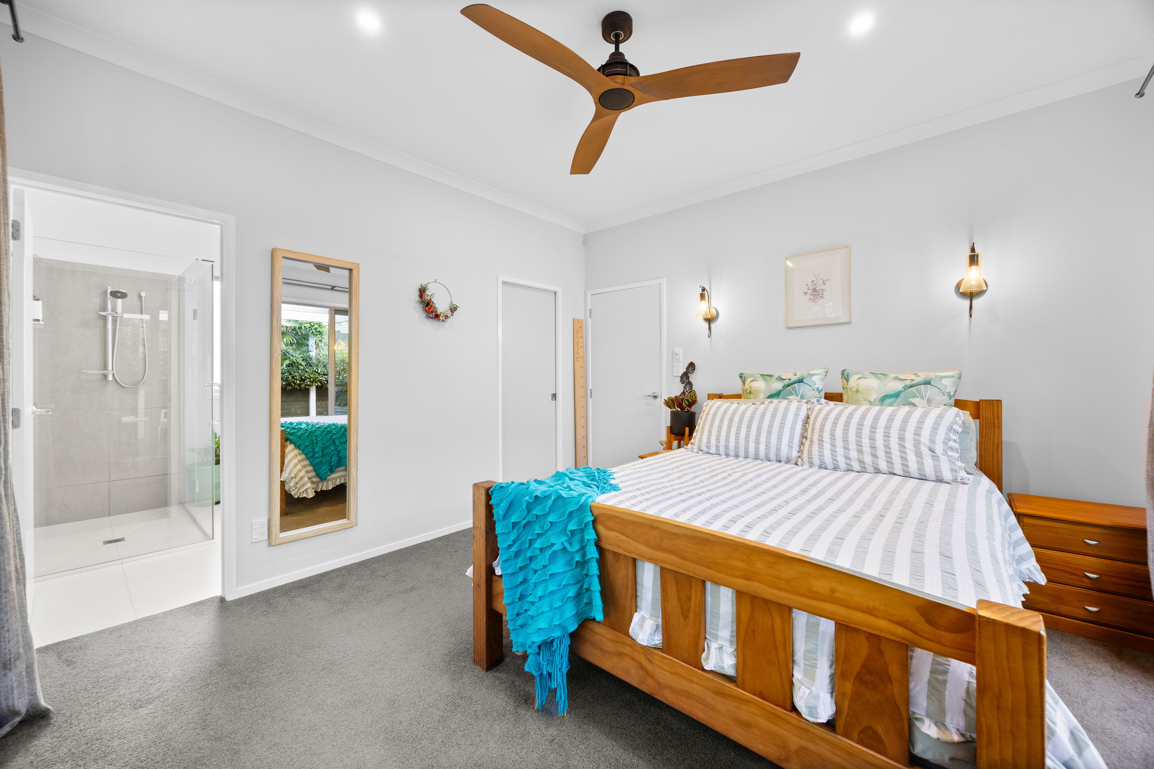 101 Waitakere Road, Waitakere, Waitakere City