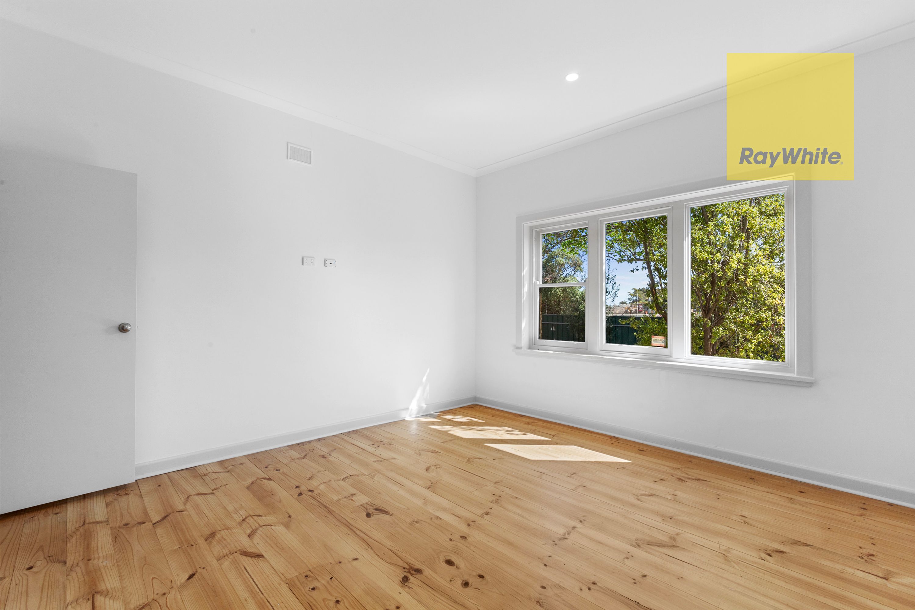 7 Morley Street — photo 7 of 10
