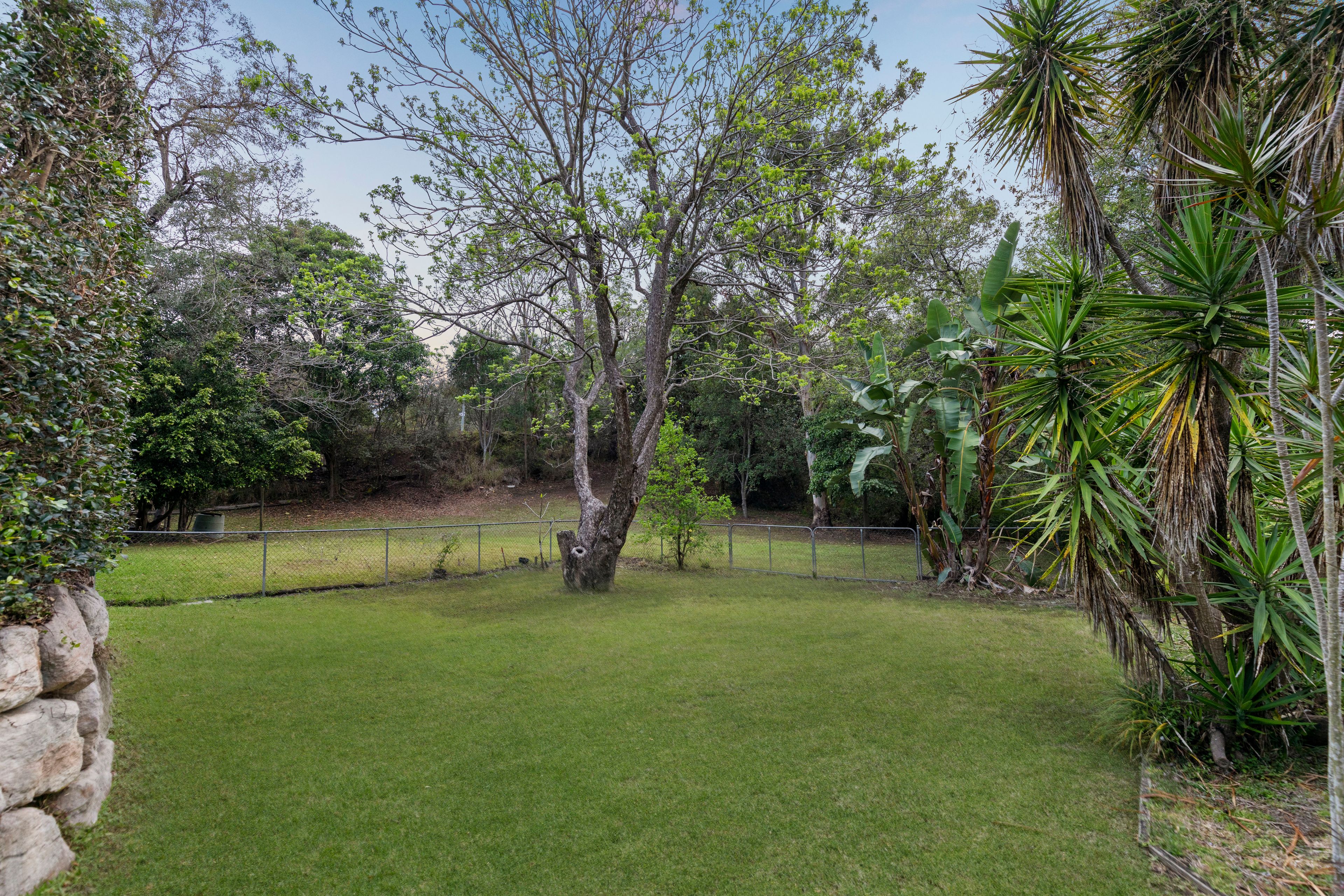 91 Huet Street — photo 15 of 18