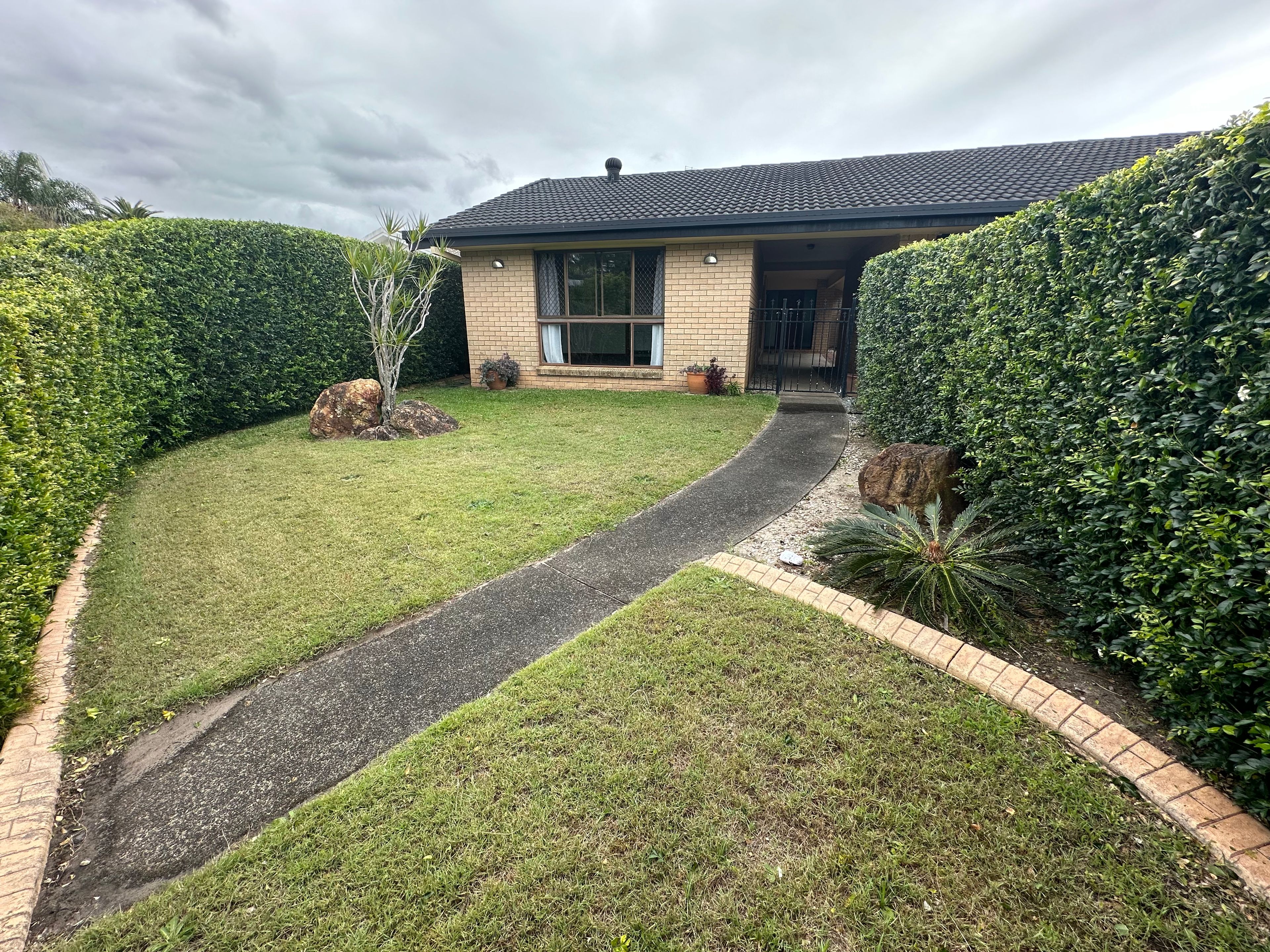 1 Alma Street, Broadbeach Waters, QLD 4218