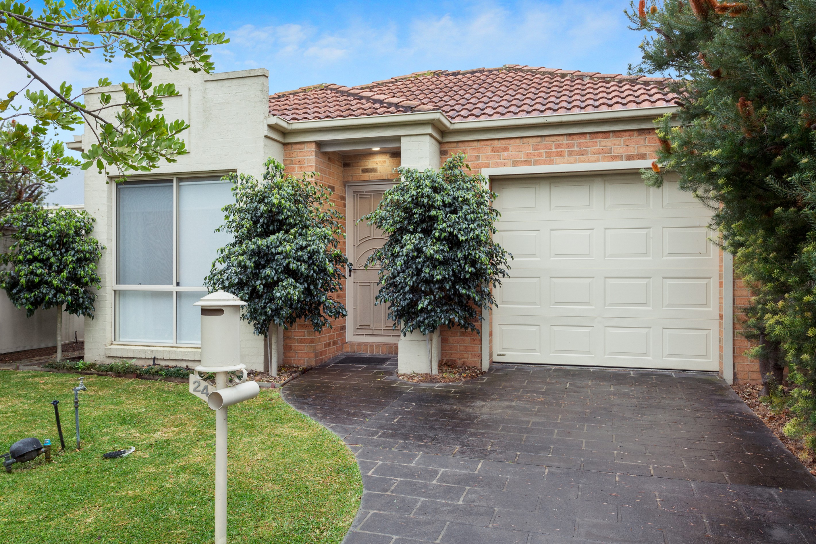 24 Macalister Place, Pakenham, VIC 3810