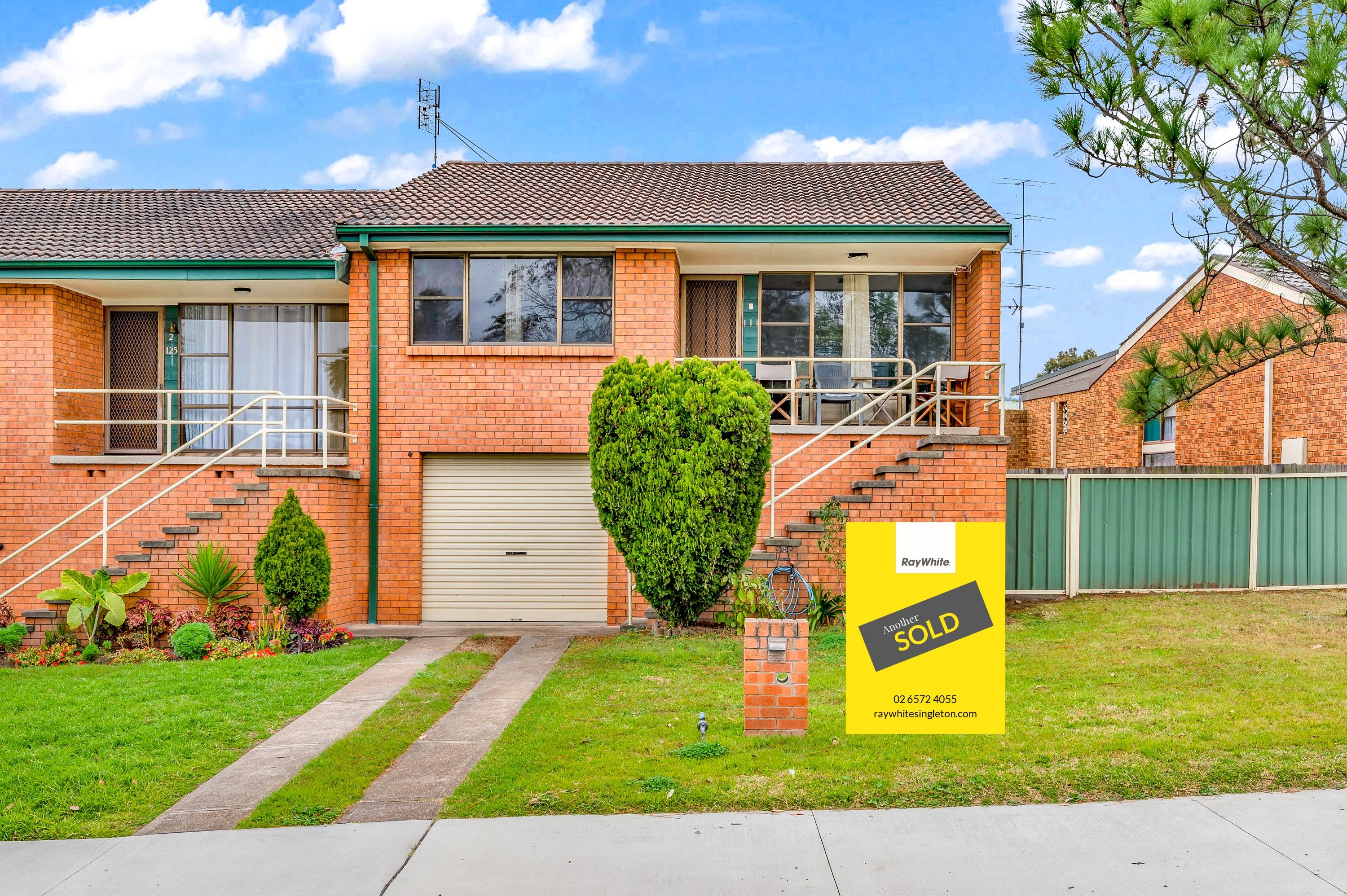 3/125 Blaxland Avenue, Singleton NSW 2330