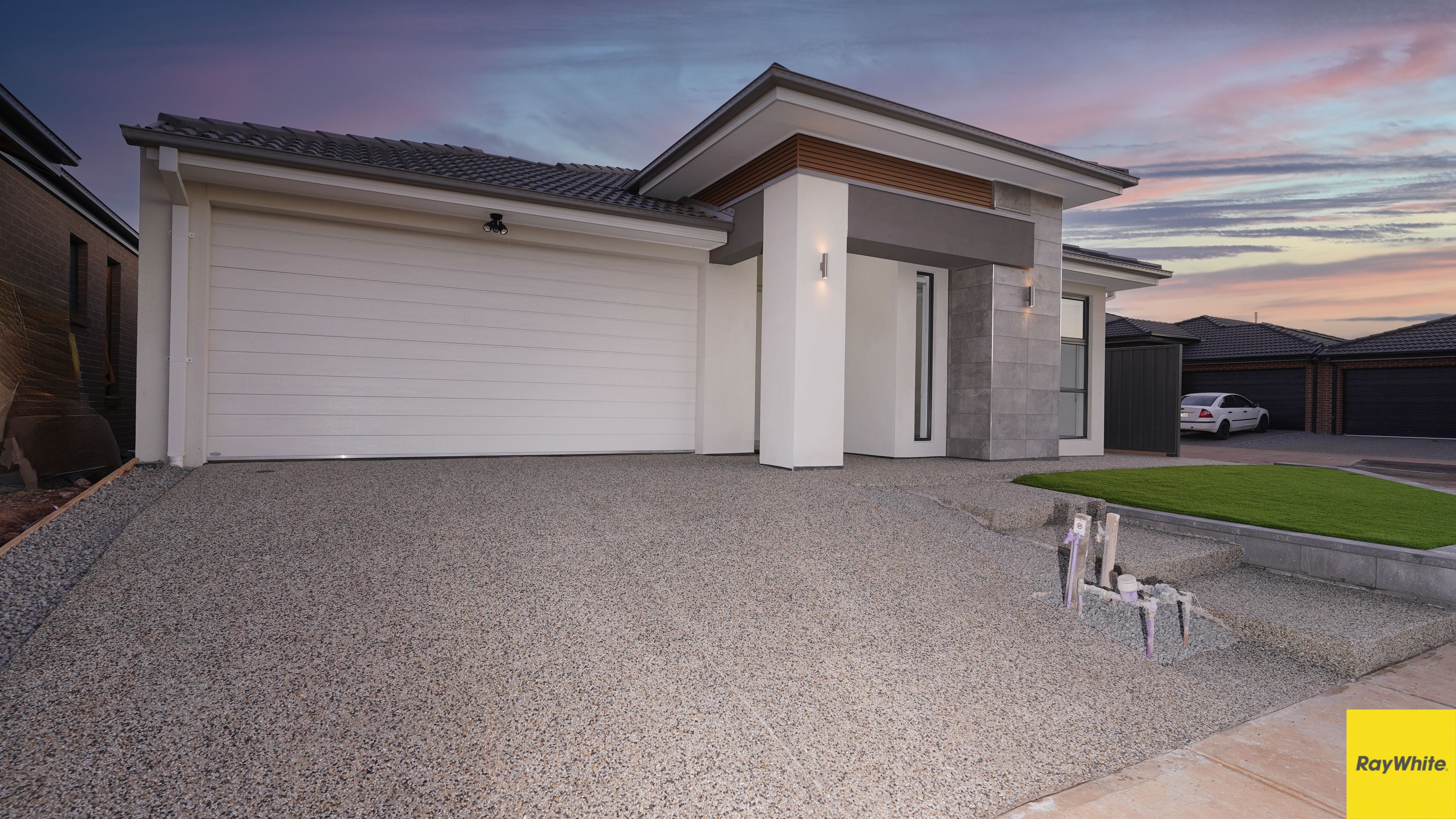 17 Ivory Street, COBBLEBANK, VIC 3338