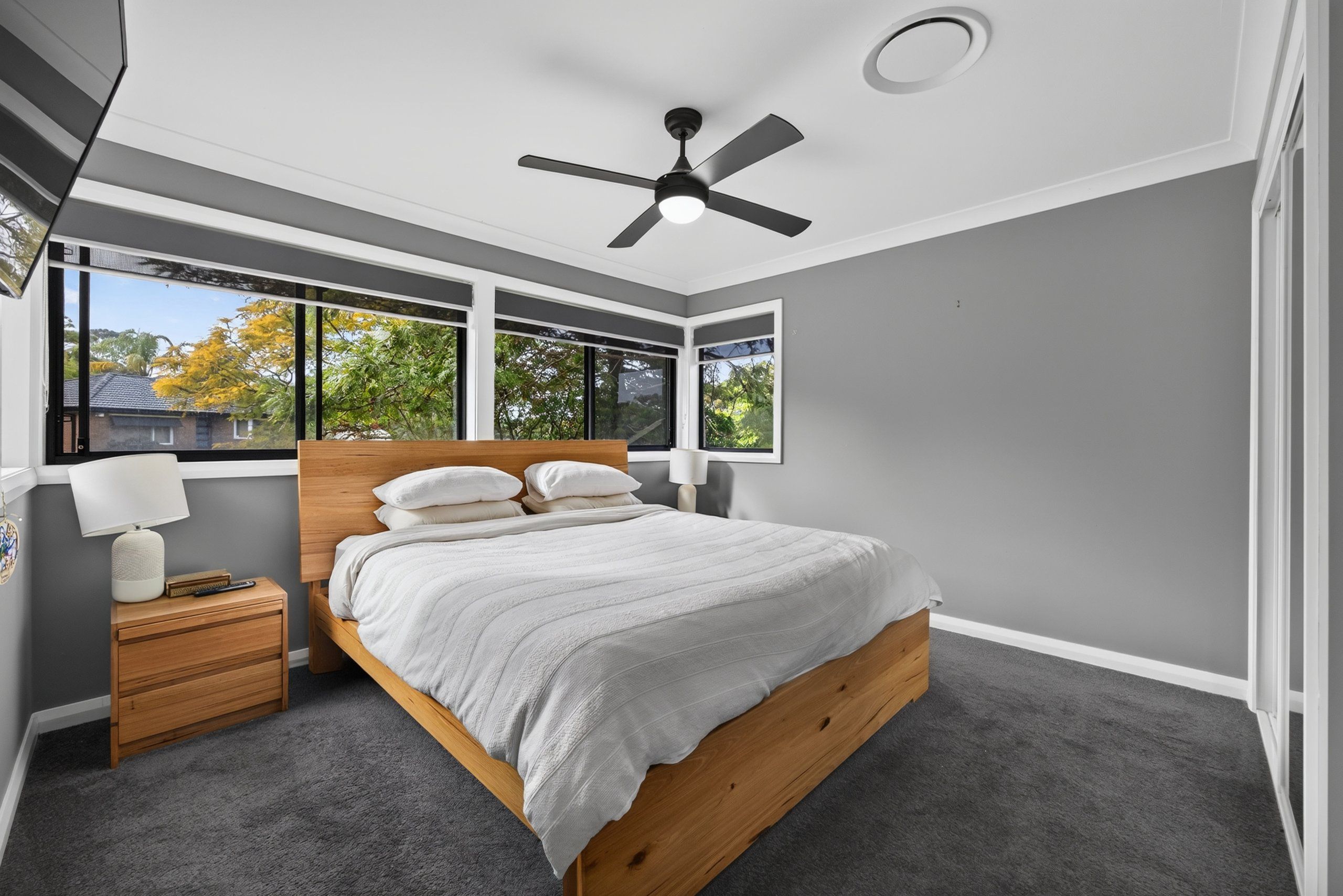 16 Balook Crescent — photo 8 of 21