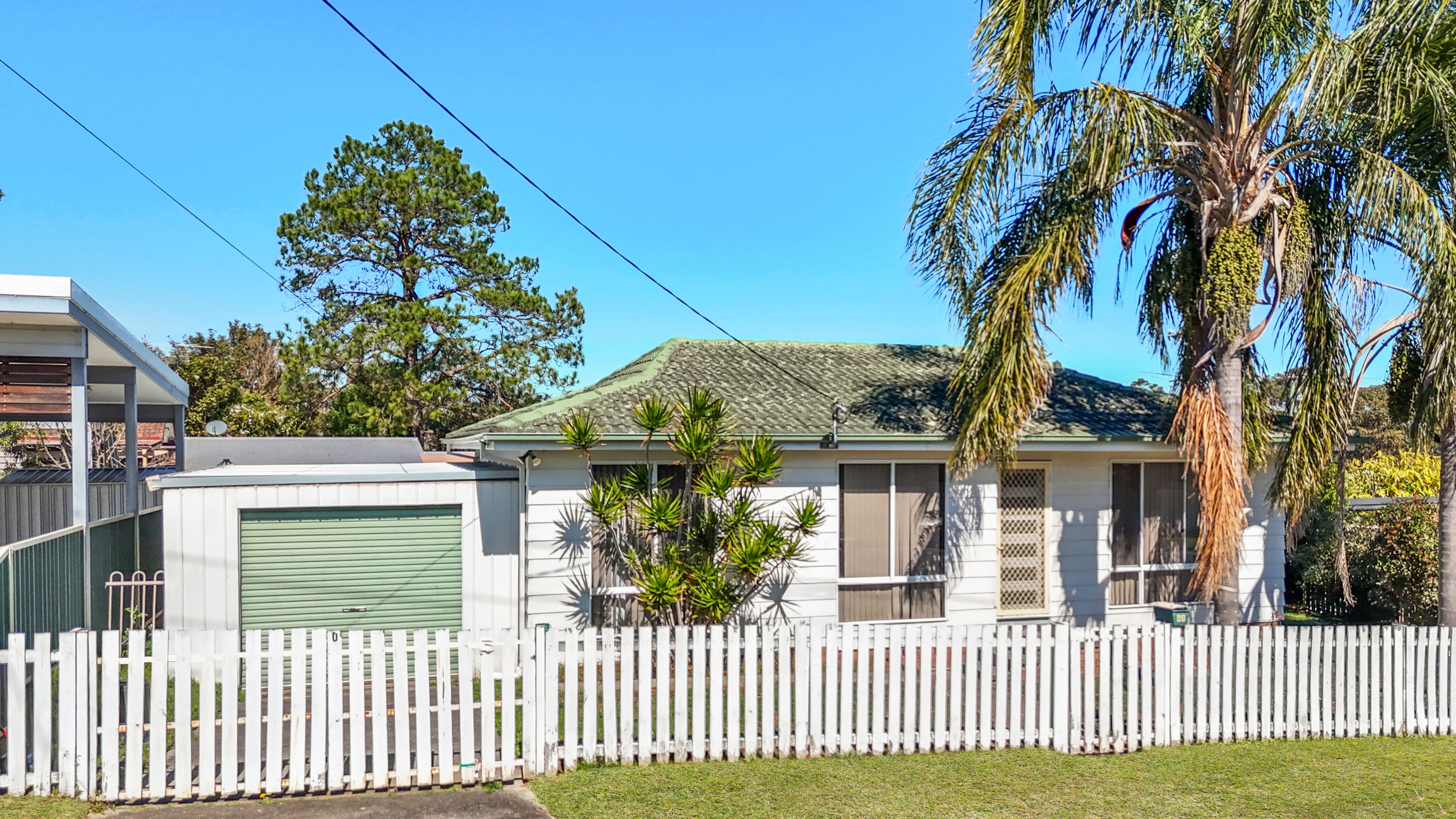 60 & 60a Kawana Avenue — photo 2 of 15