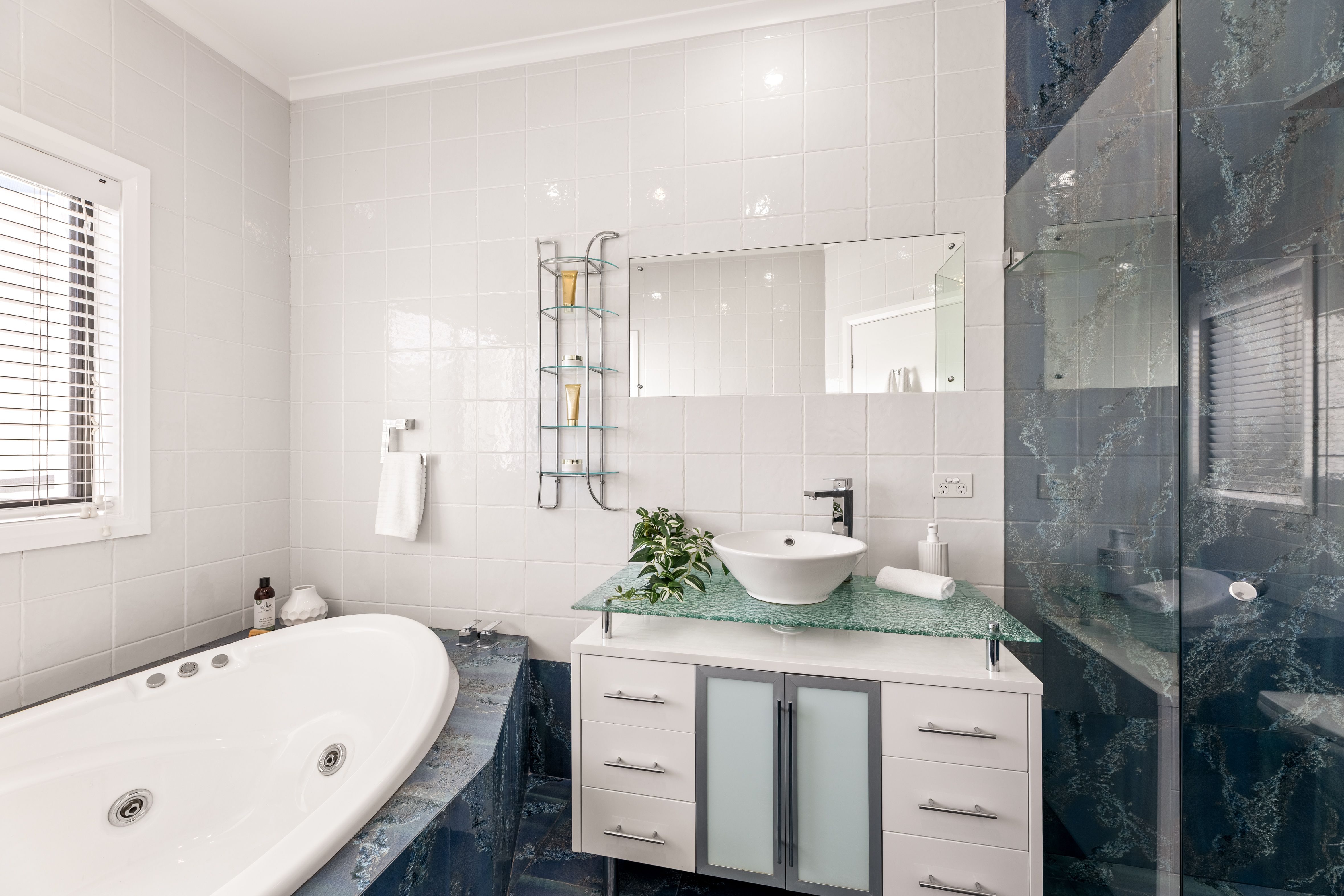 8 Lomandra Place — photo 19 of 27