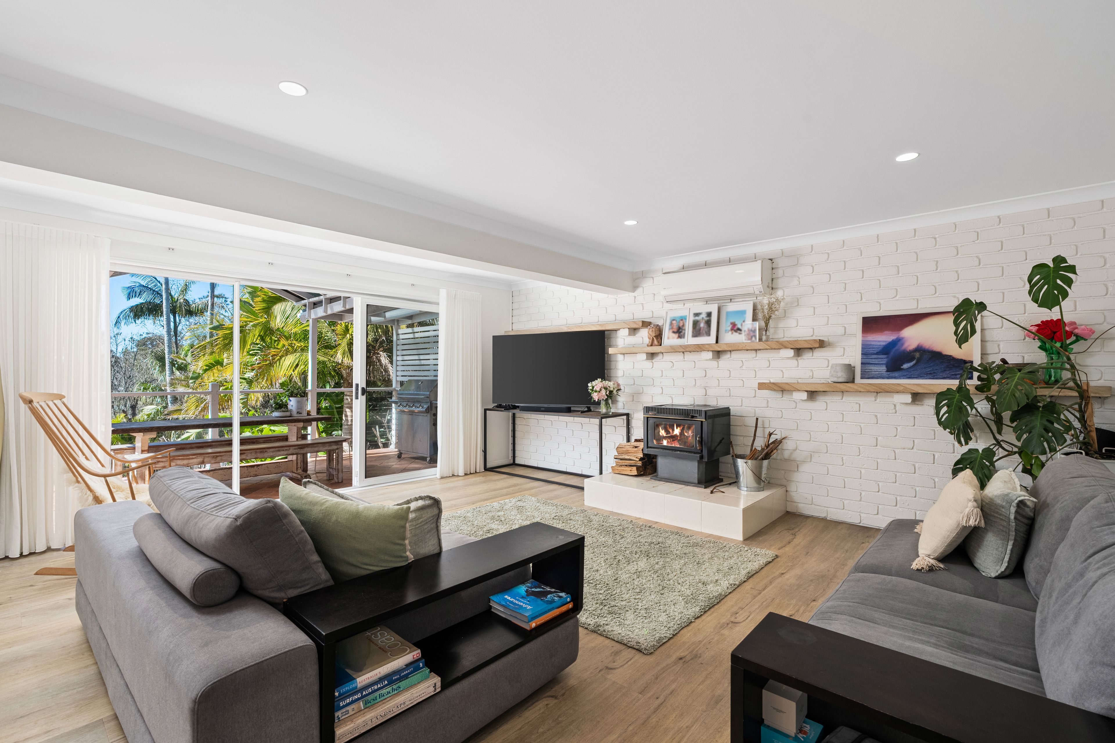 16 Matong Lane — photo 10 of 13