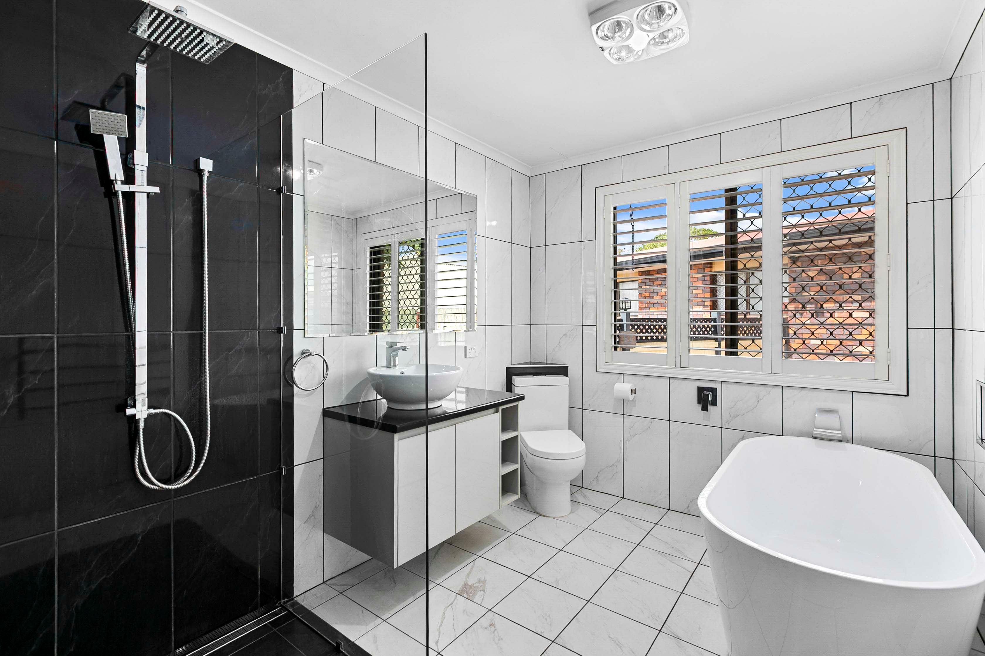 35 Ian Avenue — photo 4 of 14