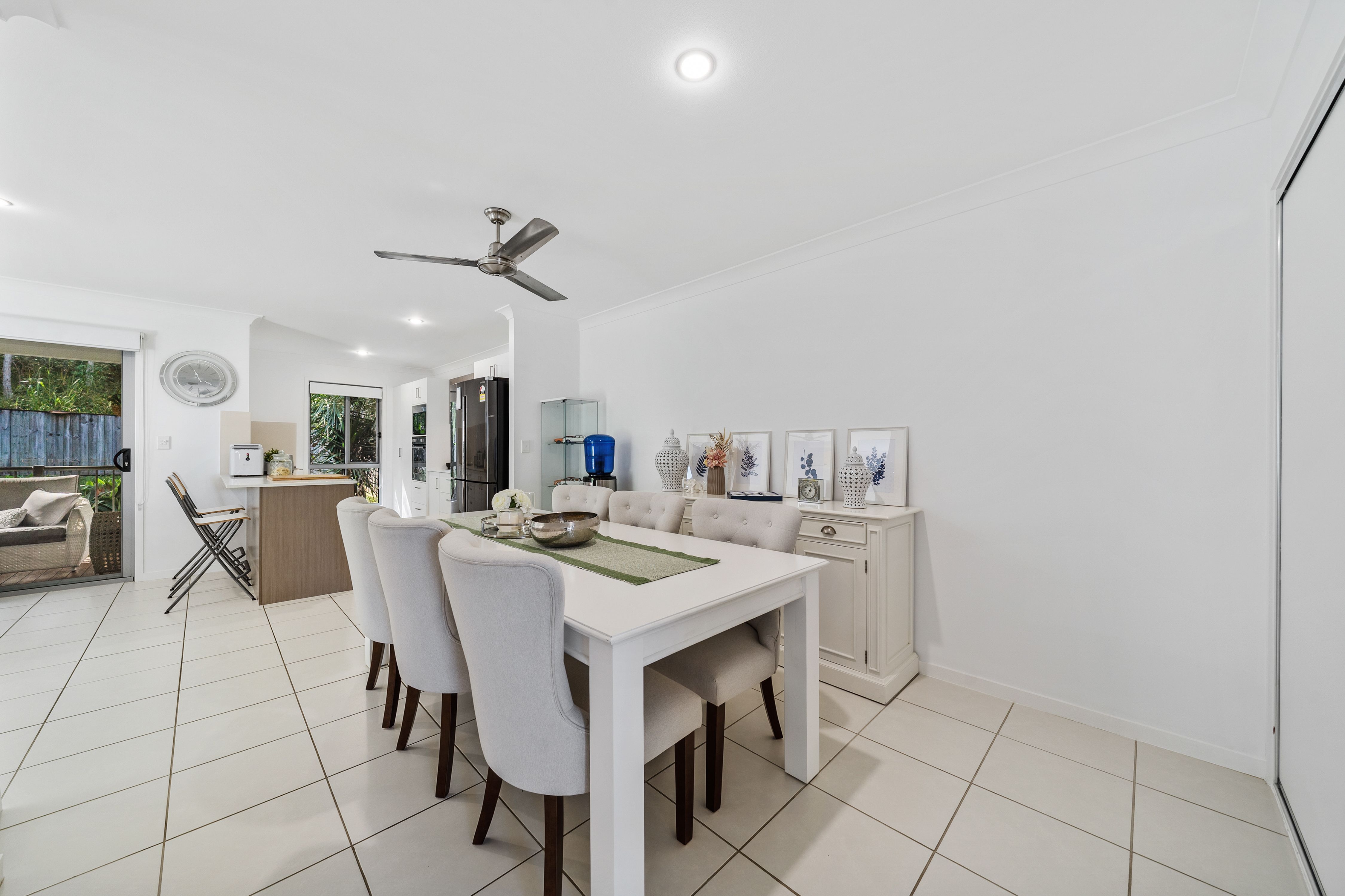 1/12 Undara Place — photo 7 of 19