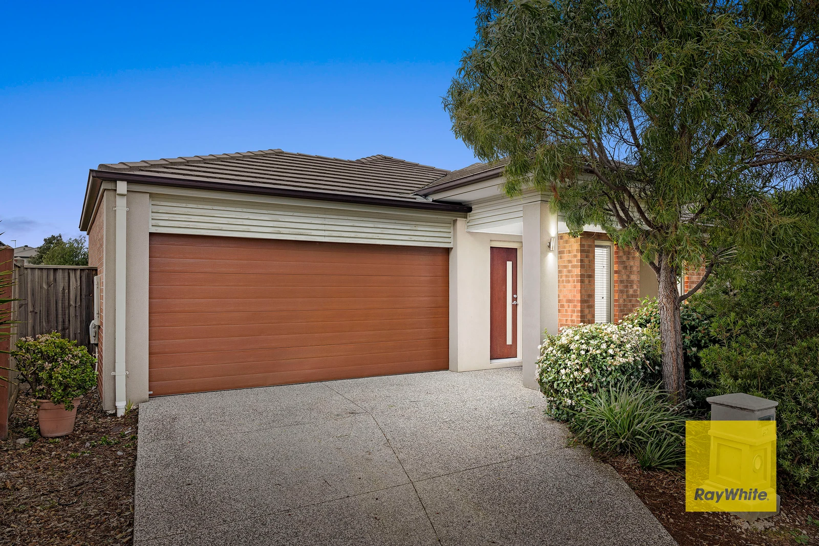 52 Stoneyfell Road, Point Cook, VIC 3030