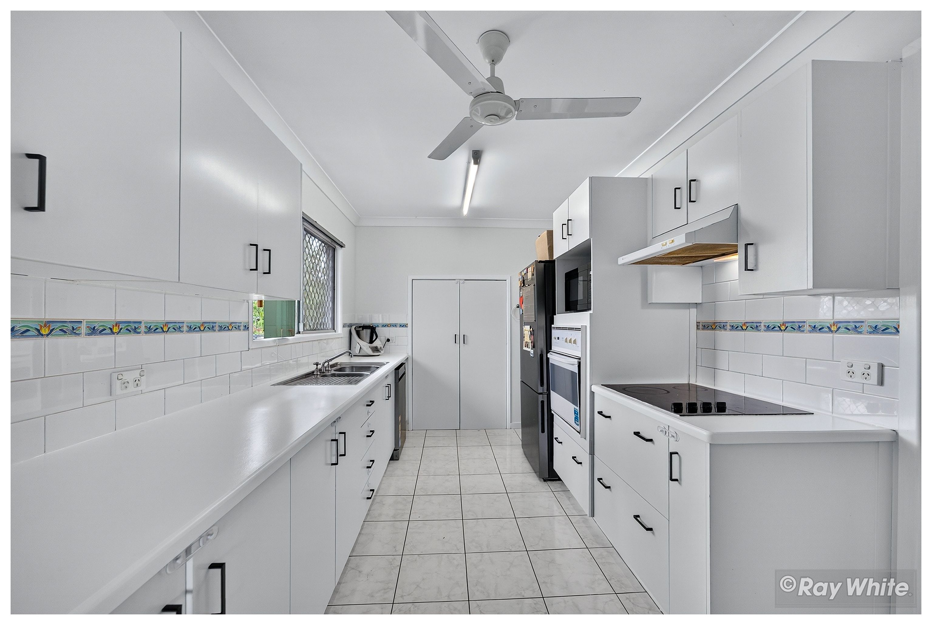 58 Jones Street — photo 7 of 30