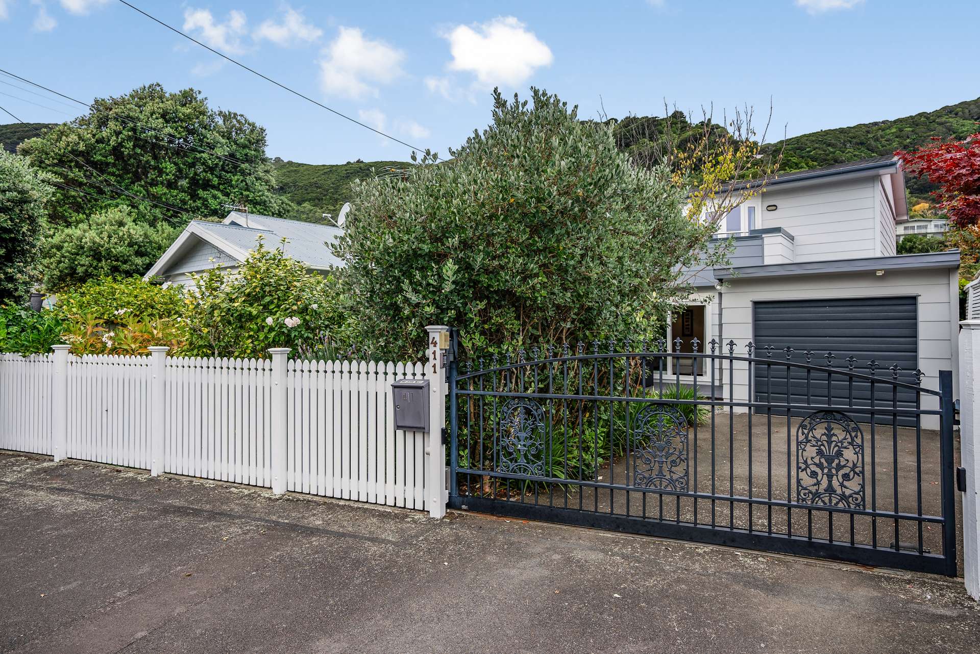 411 Muritai Road photo 25