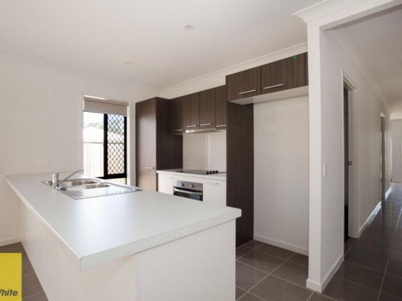 25 Primrose Cresent, Redbank Plains, QLD 4301