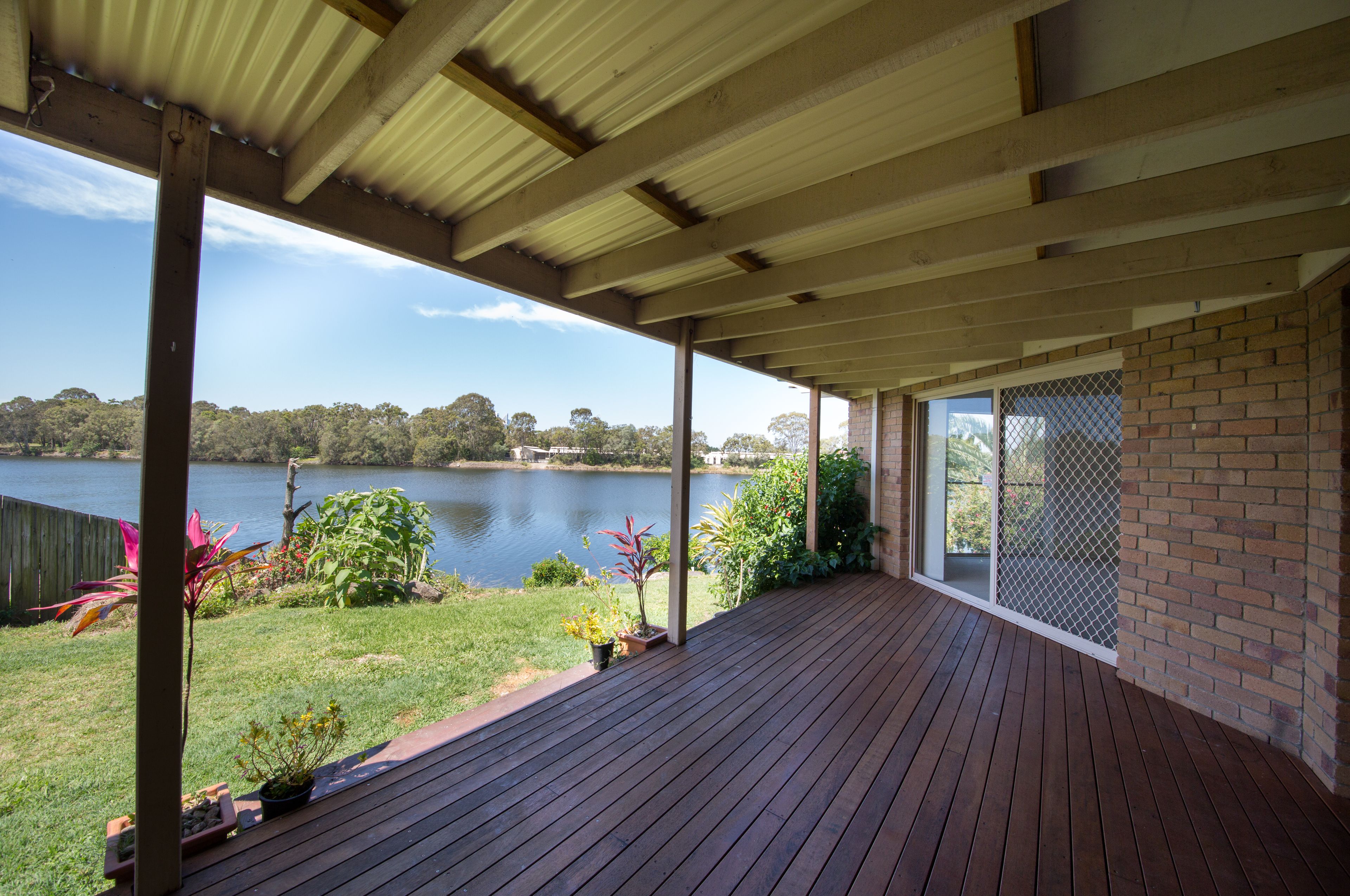 8 Marjorie Crescent, Benowa, QLD 4217