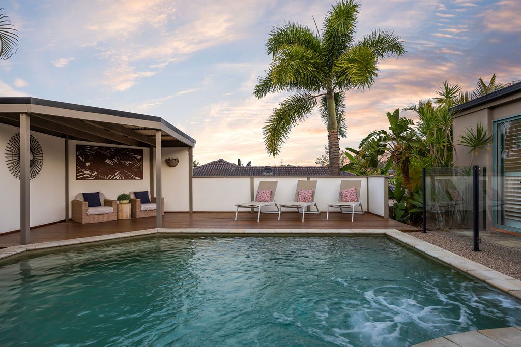 4 Beckington Terrace, Mudgeeraba, QLD 4213