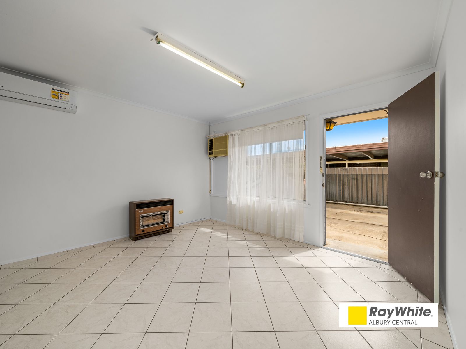 1/209 Plummer Street, South Albury, NSW 2640