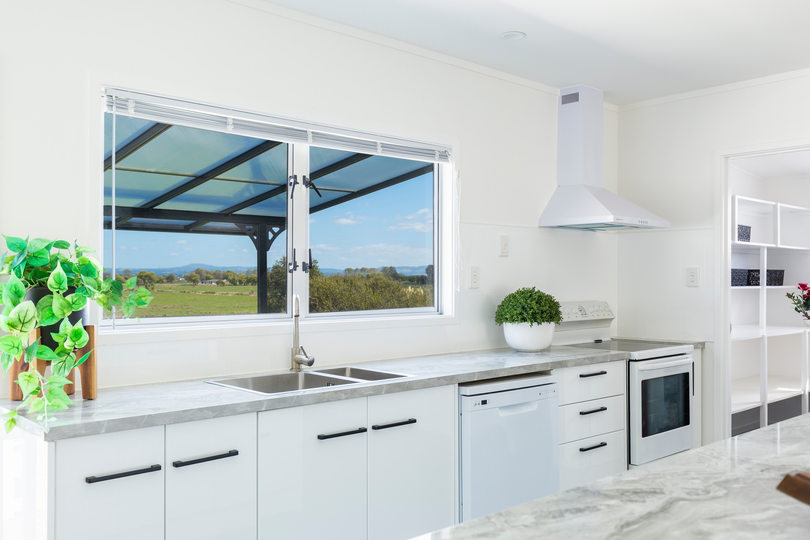 198 Pukehina Parade, Pukehina, Western Bay Of Plenty District