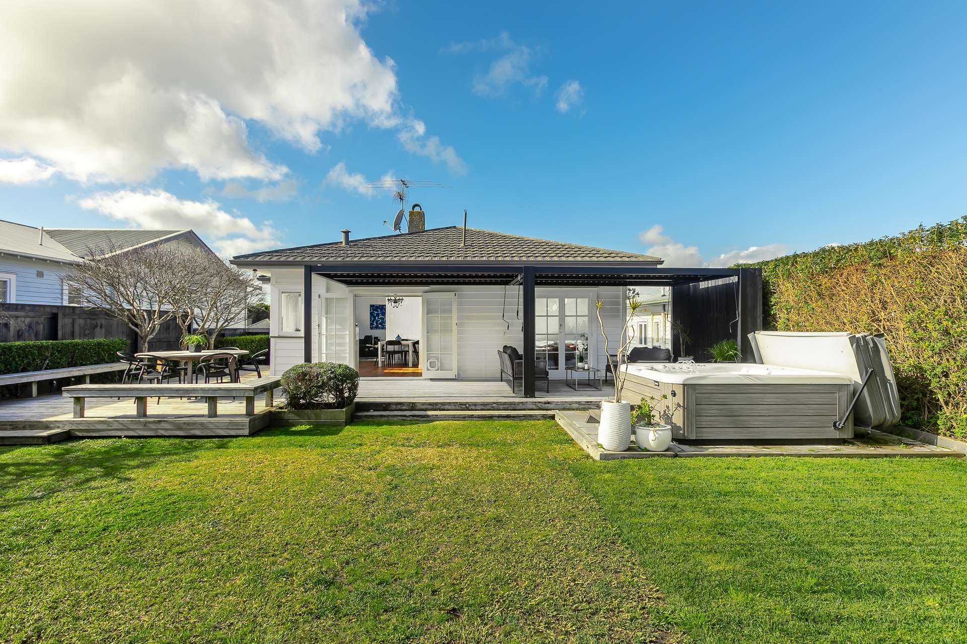 68 Huia Road photo 2