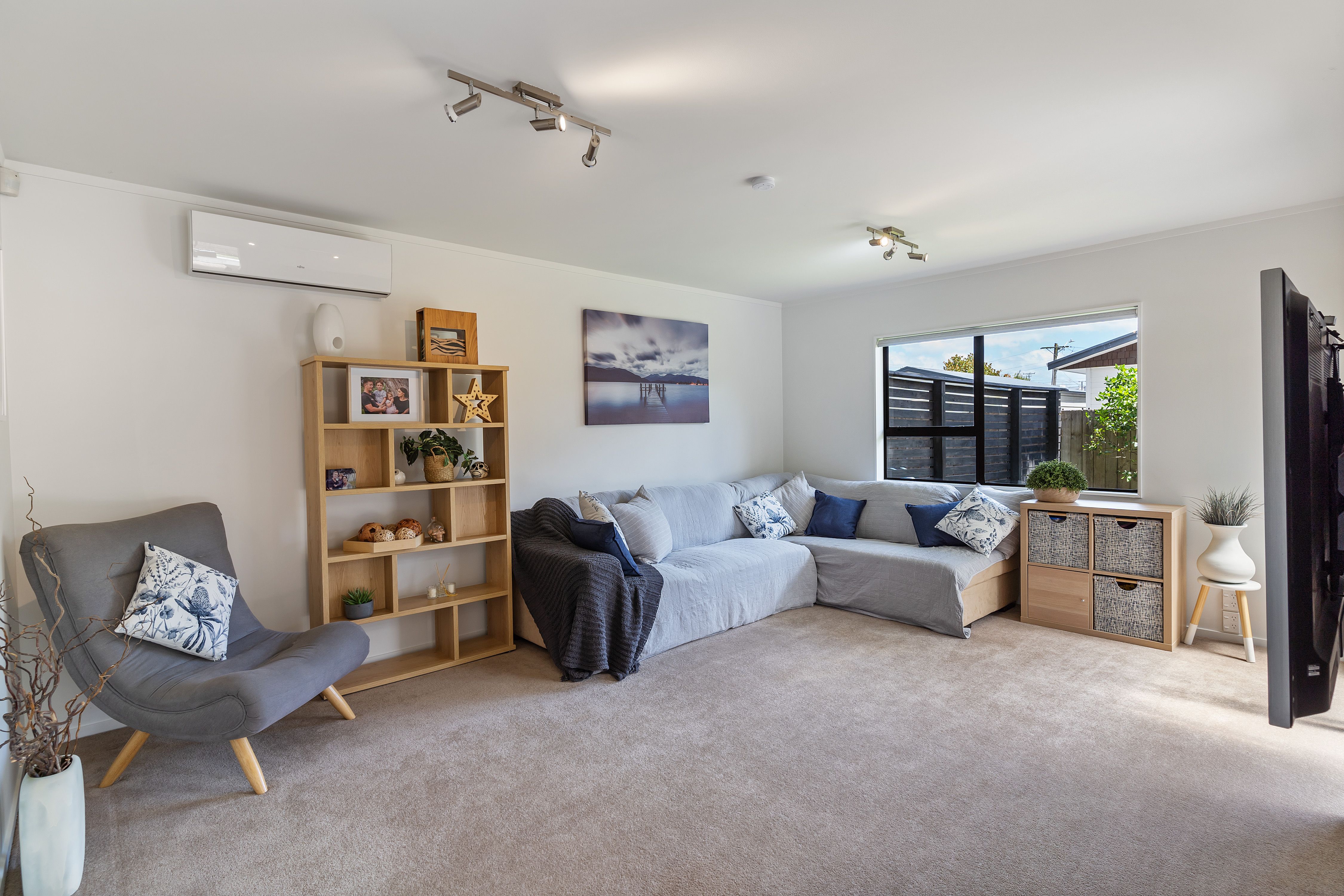 2/222 Beach Haven Road, Beach Haven, North Shore City